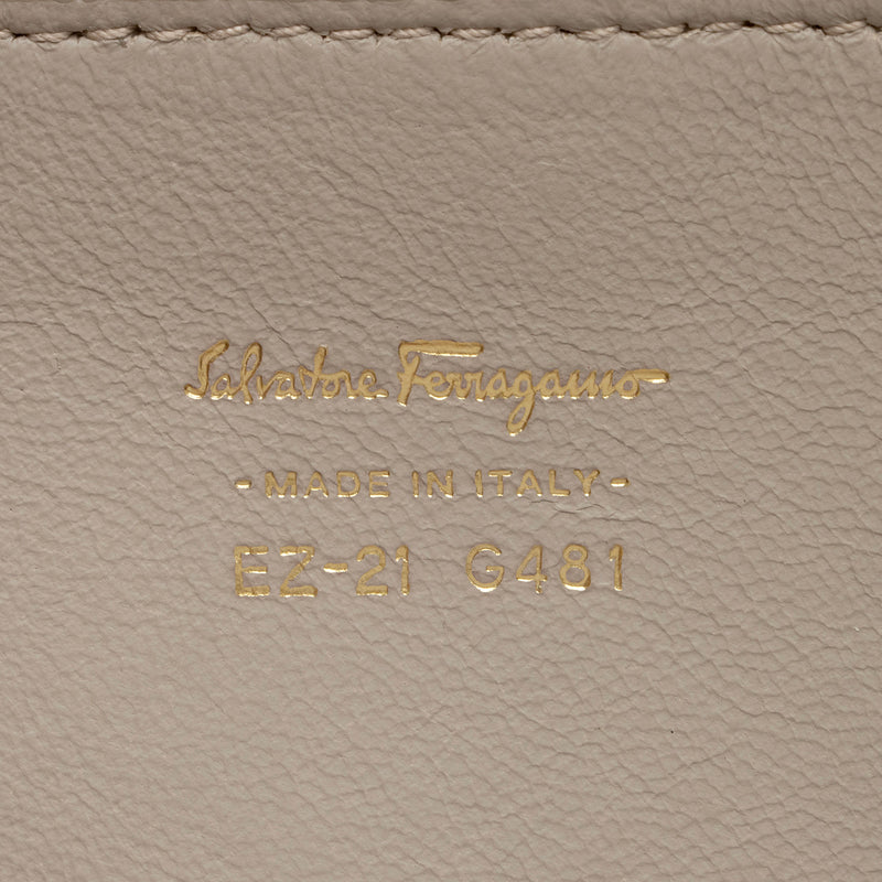 Salvatore Ferragamo Leather Laser Cut Top Handle (SHF-SMpnAH)