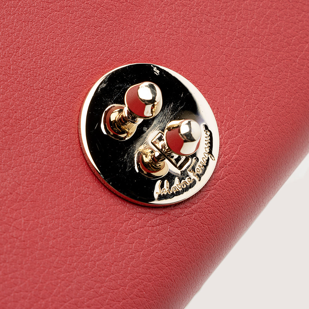 Salvatore Ferragamo Leather Gancini Continental Wallet (SHF-20770)