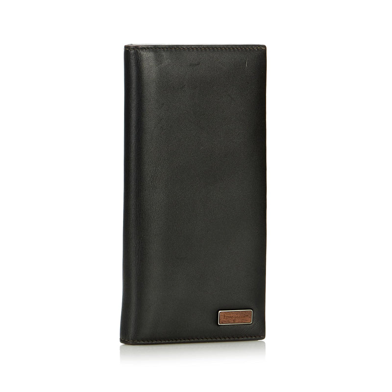 Salvatore Ferragamo Leather Long Wallet (SHG-eR4bTb)