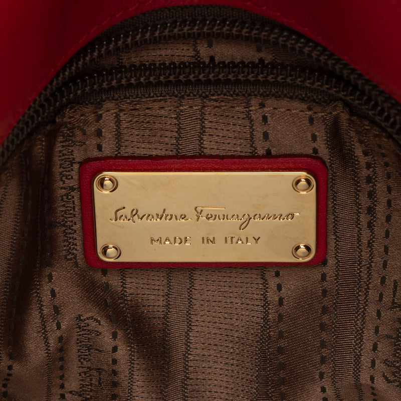 Salvatore Ferragamo Leather W Chain Shoulder Bag (SHF-gH3WOn)