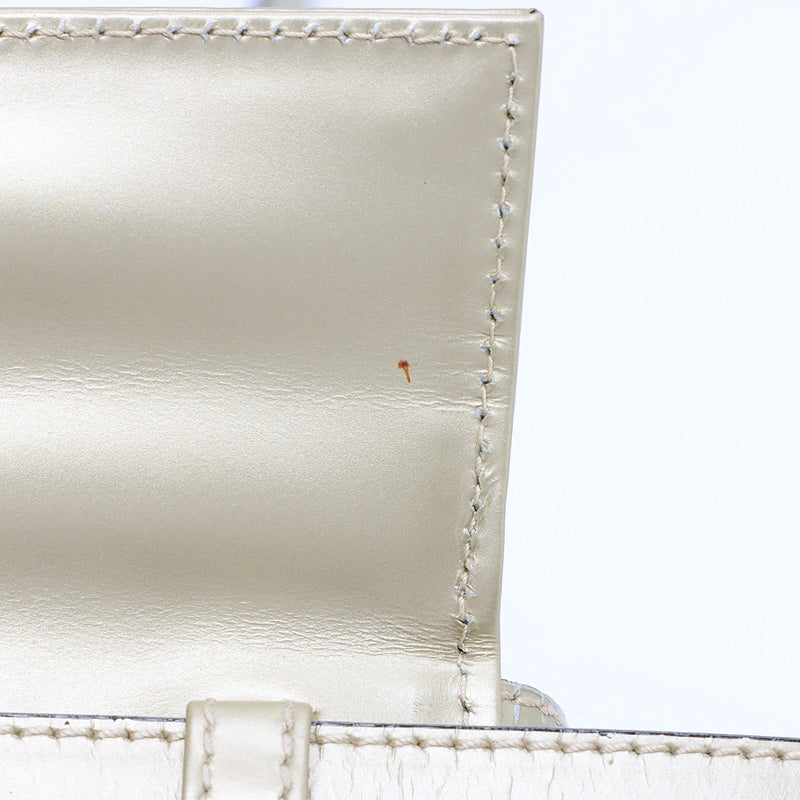 Salvatore Ferragamo Metallic Patent Leather Vara Crossbody Bag (SHF-u2KC7g)