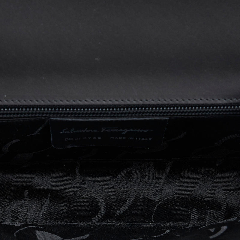 Salvatore Ferragamo Patent Leather Shoulder Bag (SHG-TLBg77)