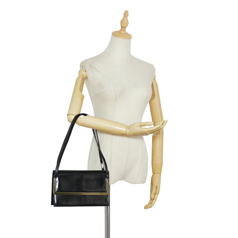 Salvatore Ferragamo Patent Leather Shoulder Bag (SHG-TLBg77)