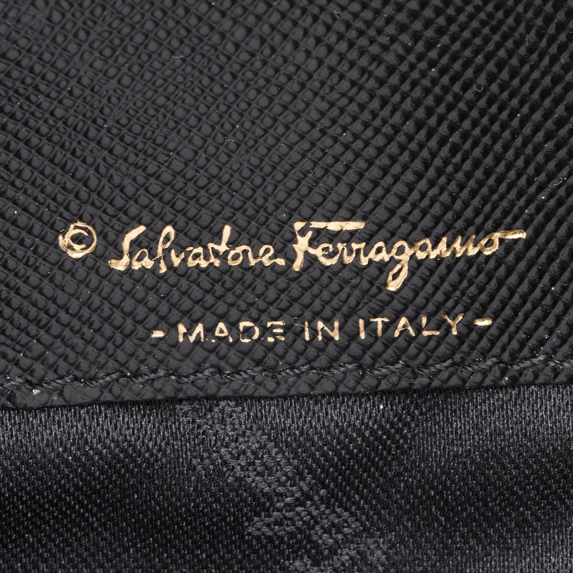 Salvatore Ferragamo Saffiano Gancini Key Holder Card Case (SHF-23835)