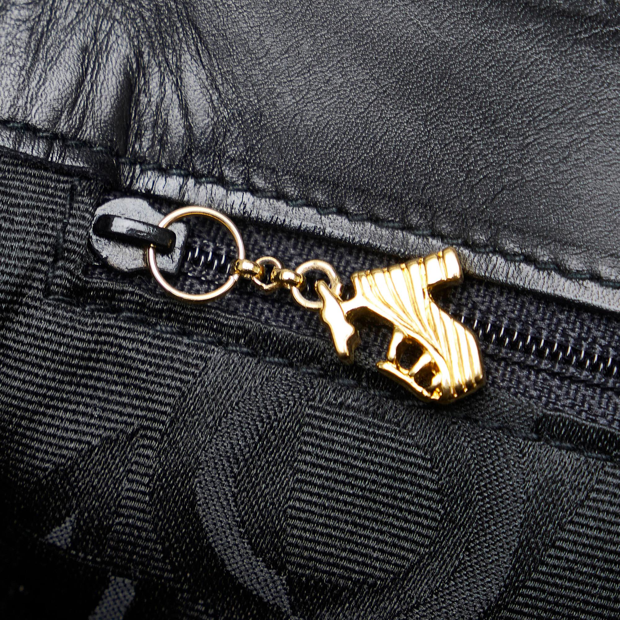 Salvatore Ferragamo Studded Leather Satchel (SHG-oHHaE5)