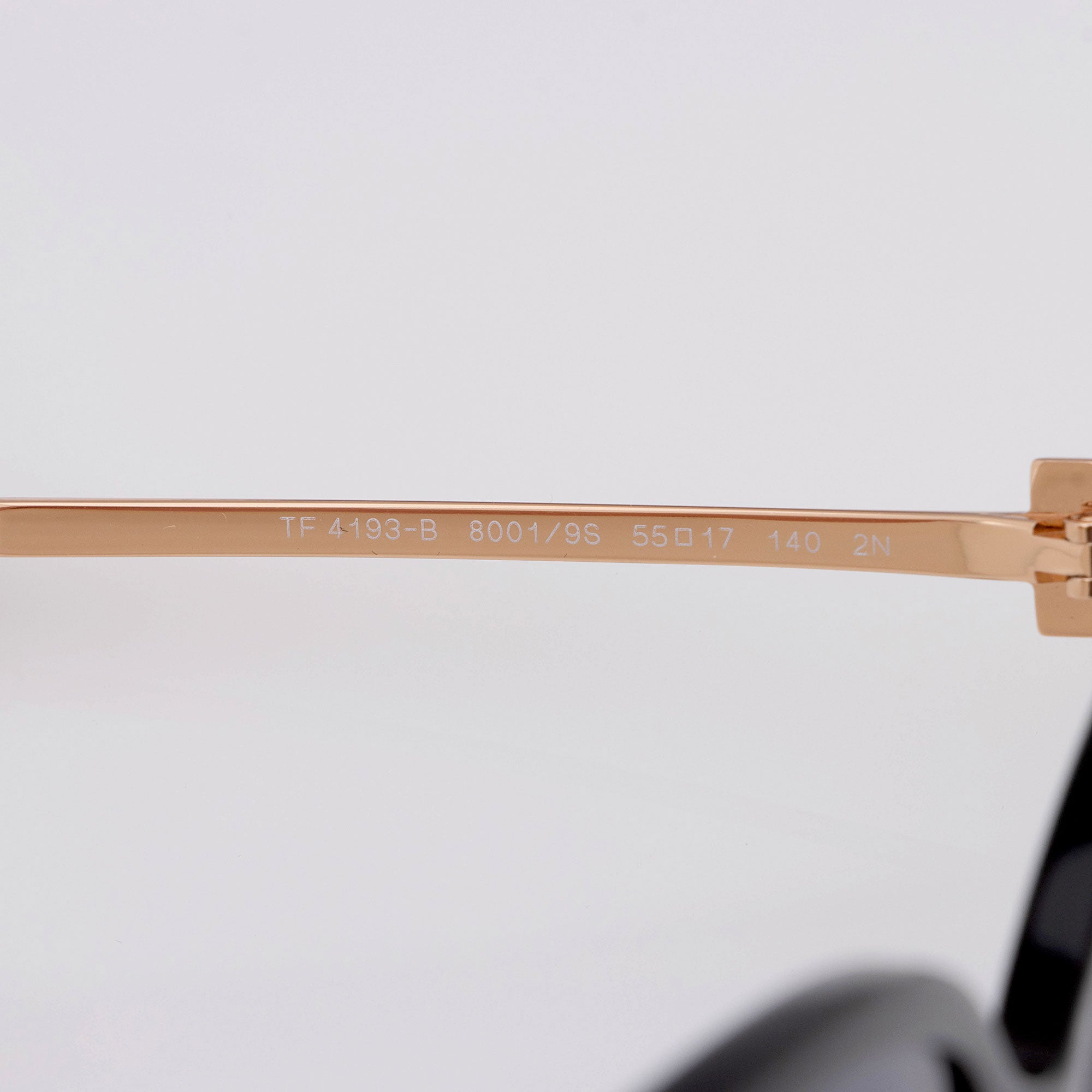 Tiffany & Co. Crystal Tiffany T Cat Eye Sunglasses (SHF-vGRZpV)