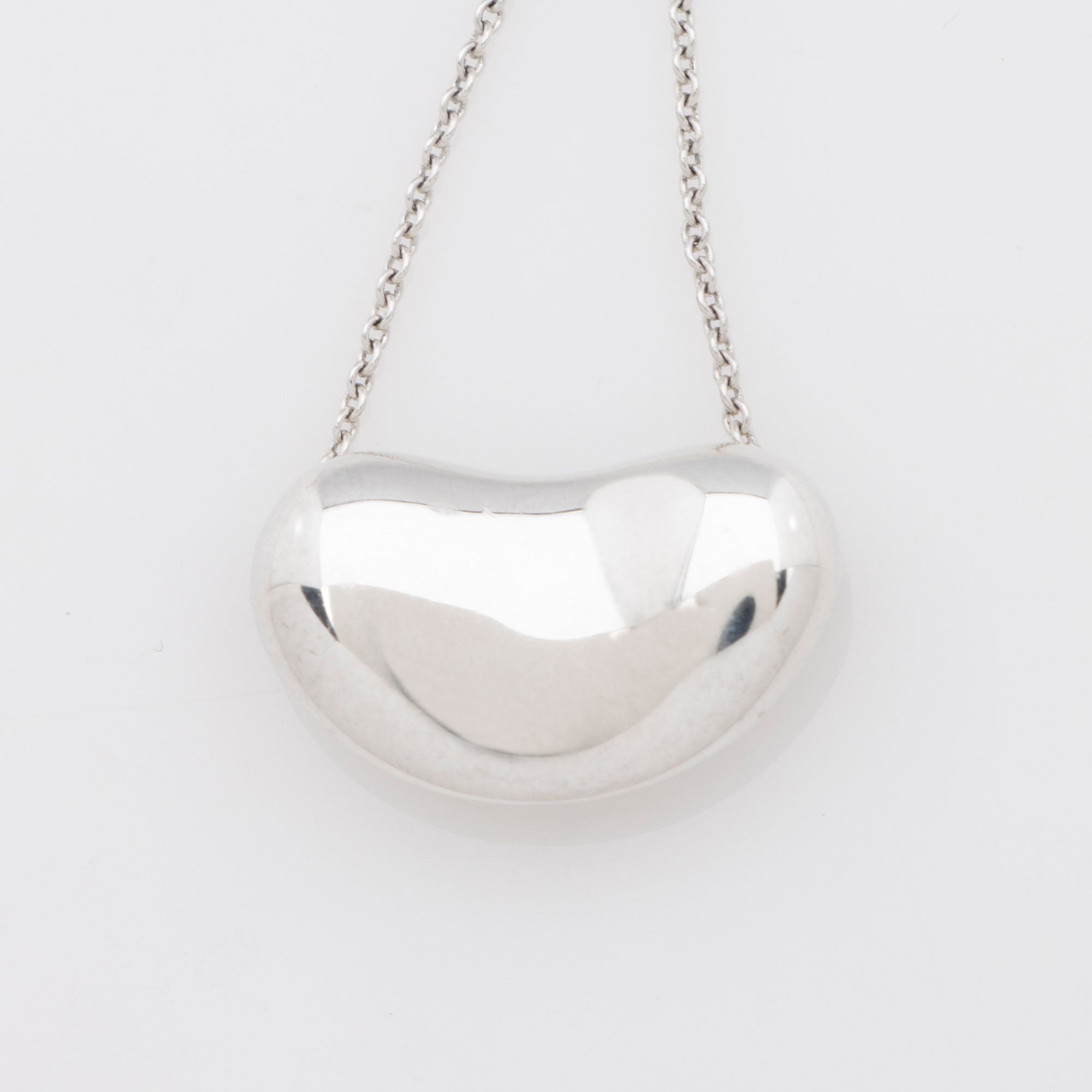 Tiffany & Co. Elsa Peretti Sterling Silver Bean 20mm Necklace