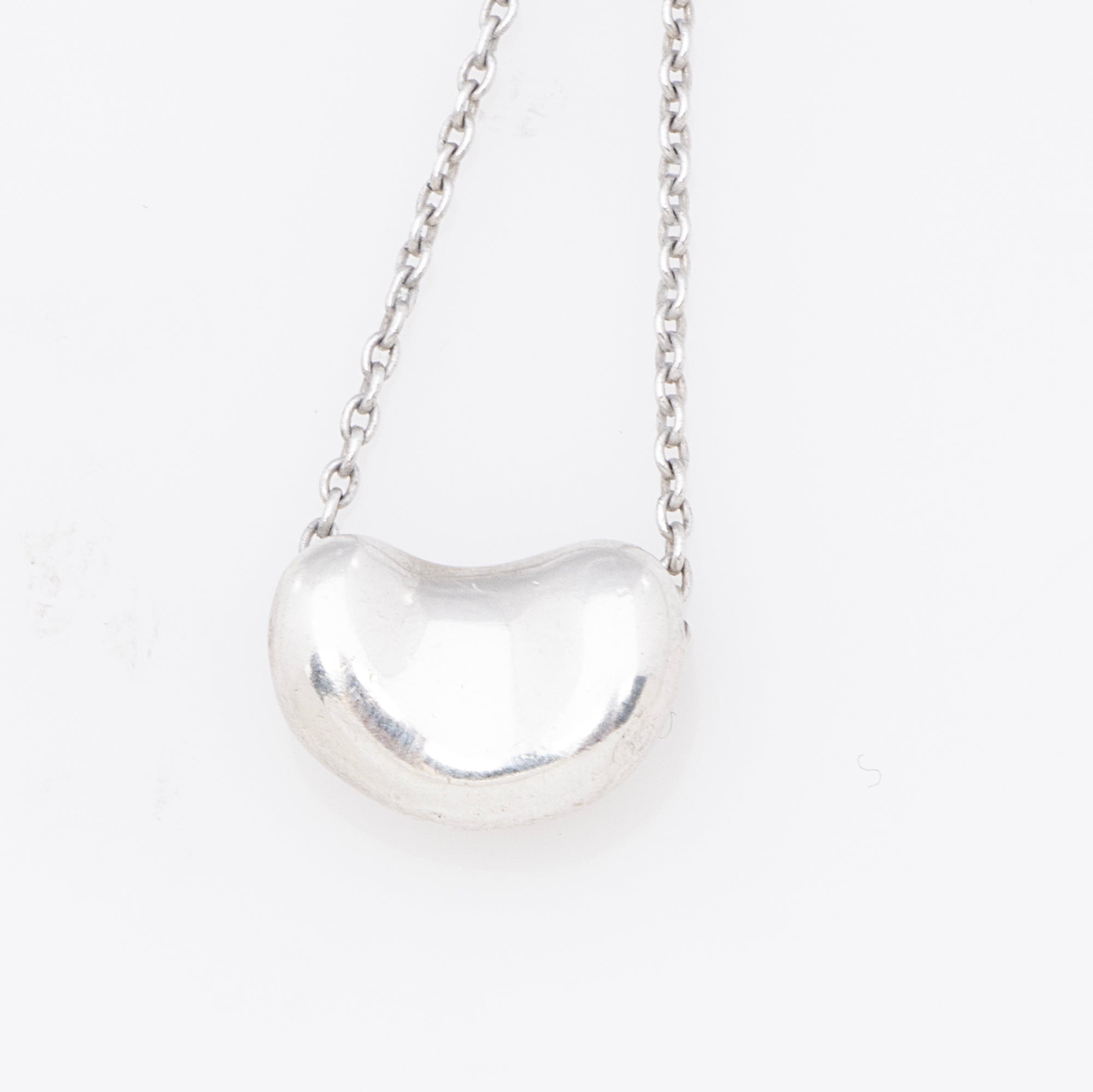 Tiffany & Co. Elsa Peretti Sterling Silver Bean 9mm Necklace