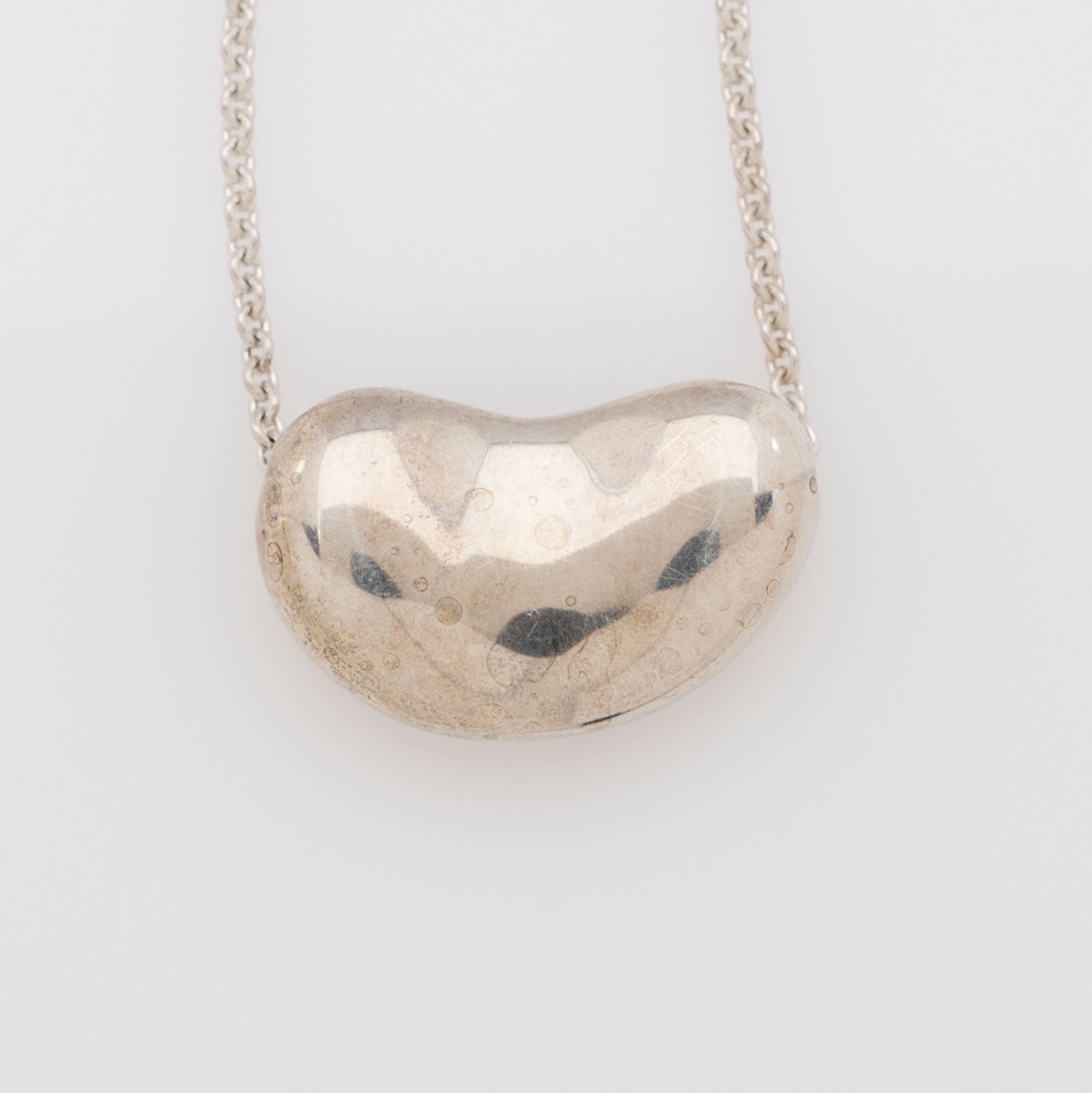 Tiffany & Co. Elsa Peretti Sterling Silver Bean Large Necklace (SHF-iwruyM)
