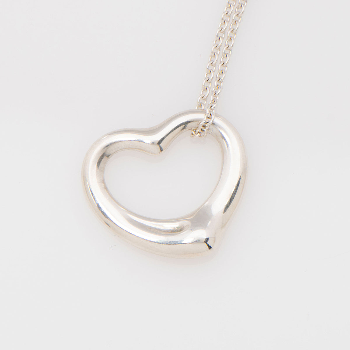 Tiffany & Co. Elsa Peretti Sterling Silver Open Heart 22mm Necklace