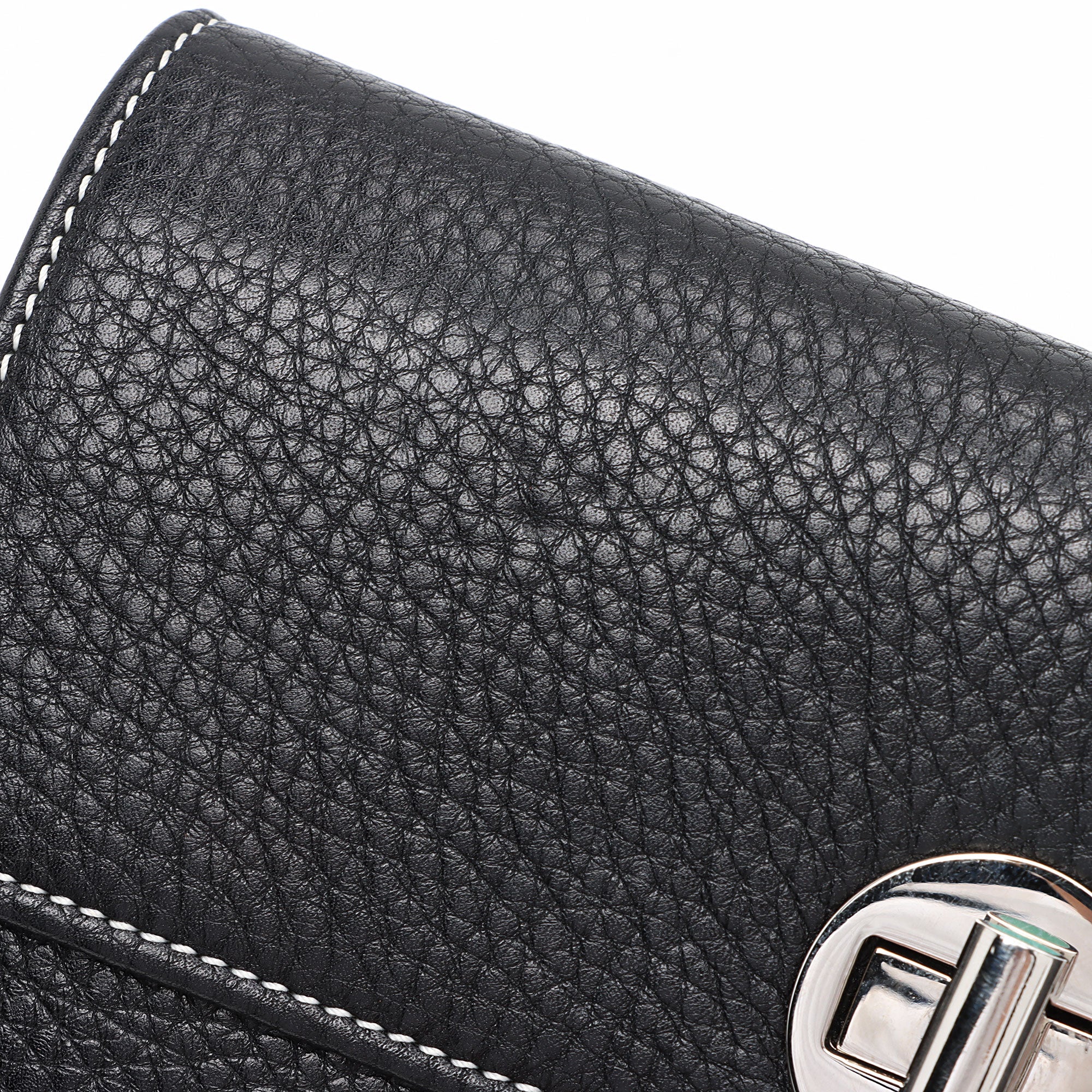 Tiffany & Co. Leather Turnlock Wallet on Chain Bag (SHF-kkN8kO)