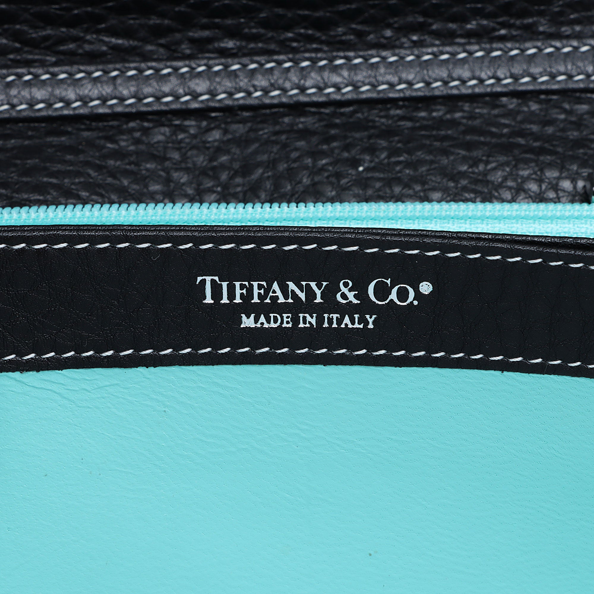 Tiffany & Co. Leather Turnlock Wallet on Chain Bag (SHF-kkN8kO)