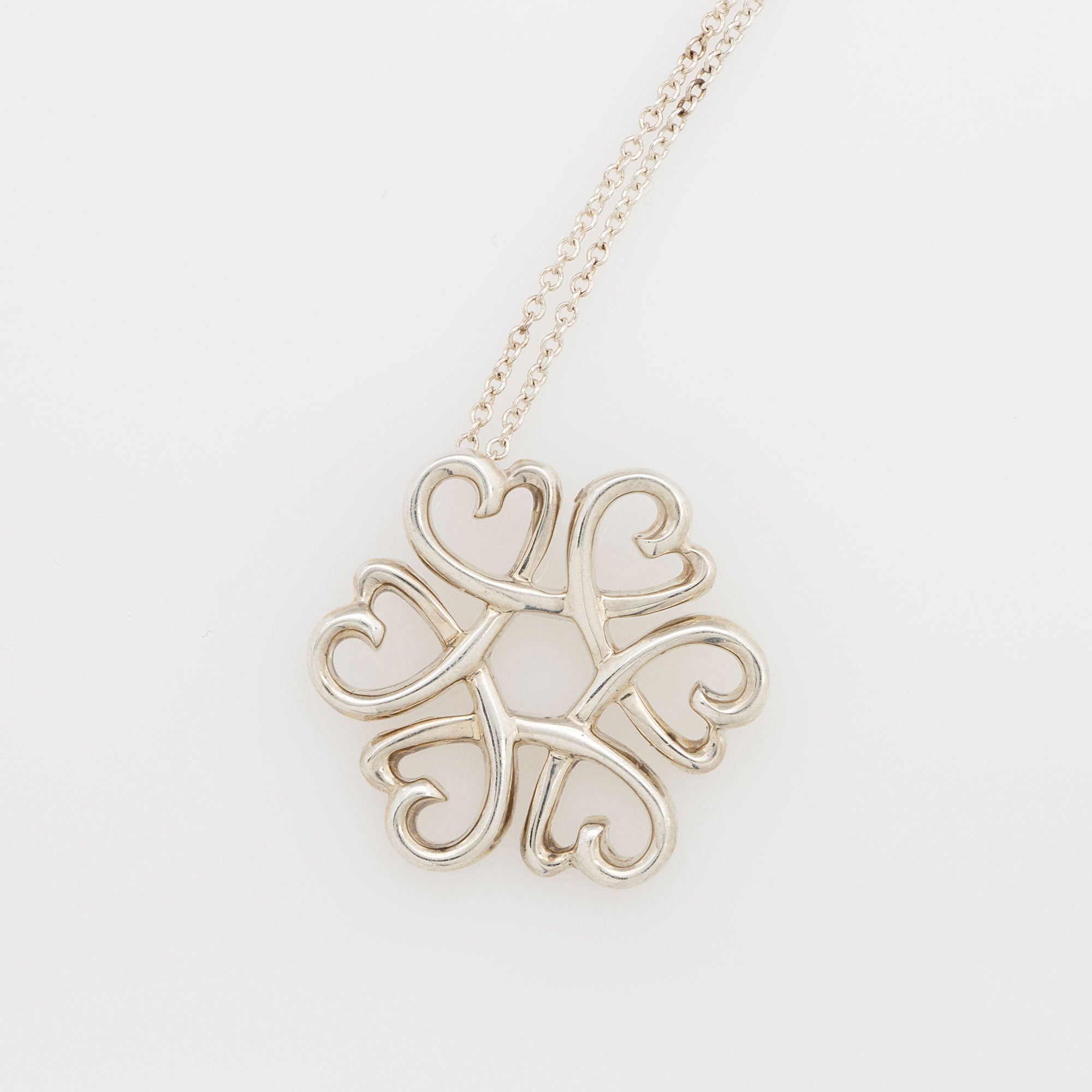 Tiffany & Co. Paloma Picasso Sterling Silver Loving Flower Necklace (SHF-SKHO9Z)