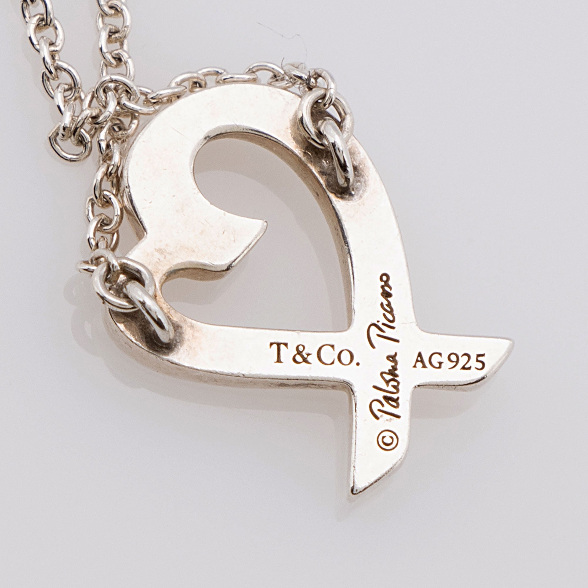 Tiffany & Co. Paloma Picasso Sterling Silver Loving Heart Necklace (SHF-wbxXT5)