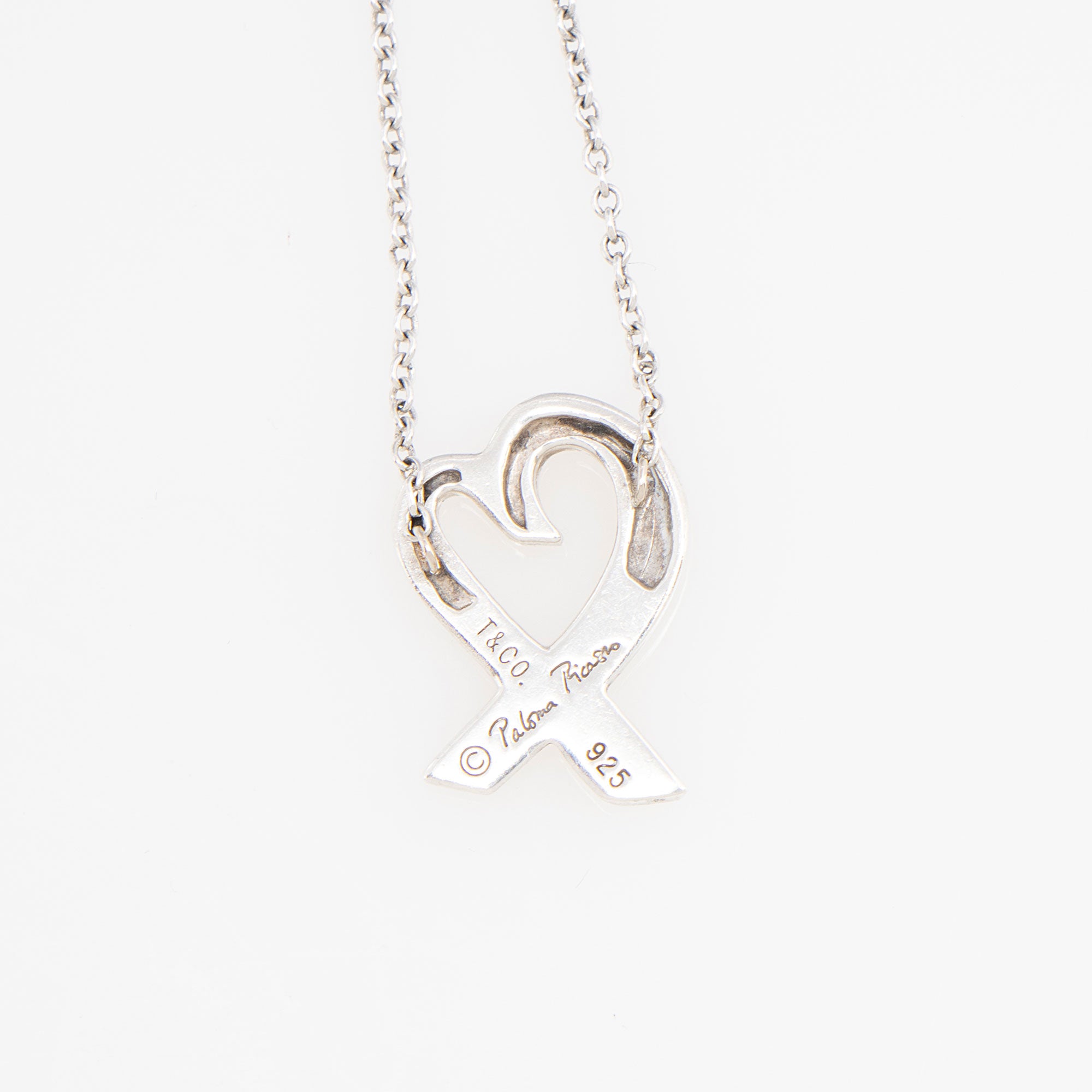 Tiffany & Co. Paloma Picasso Sterling Silver Loving Heart Necklace (SHF-IXtinf)