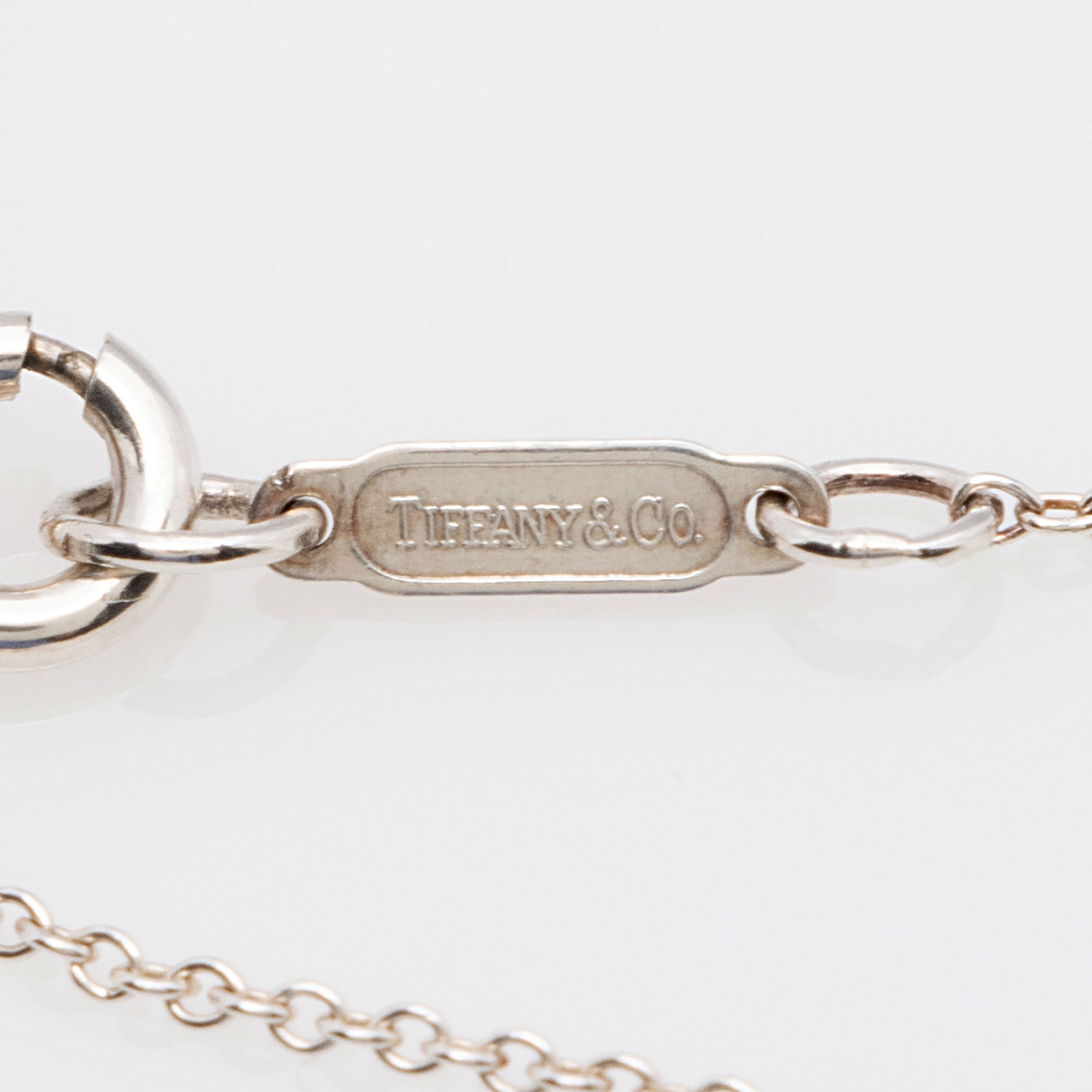 Tiffany & Co. Sterling Silver Heart Necklace (SHF-7k19pk)