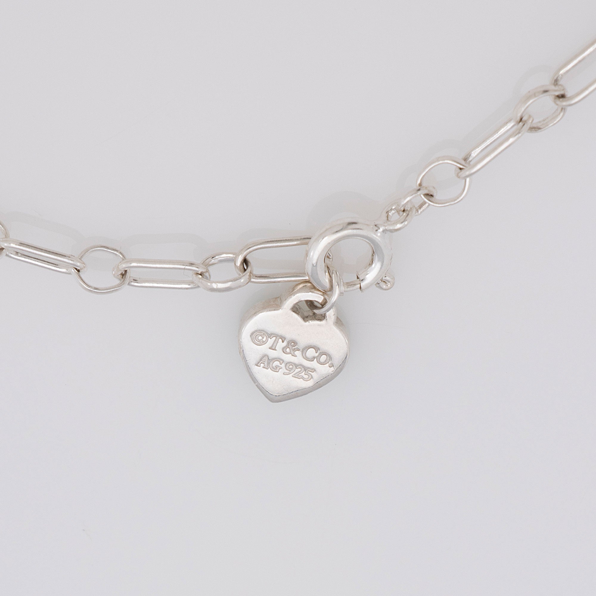 Tiffany & Co. Sterling Silver Love Notes Charm Bracelet (SHF-nmd4x7)