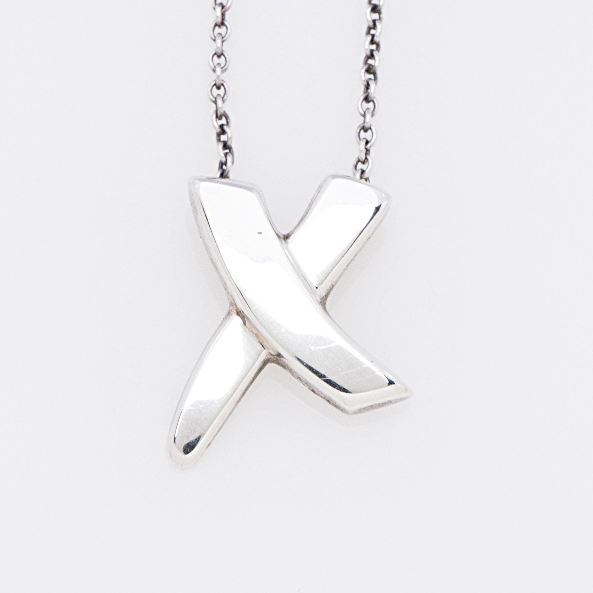 Tiffany & Co.Paloma Picasso Sterling Silver Graffiti X Necklace (SHF-emt9Oy)