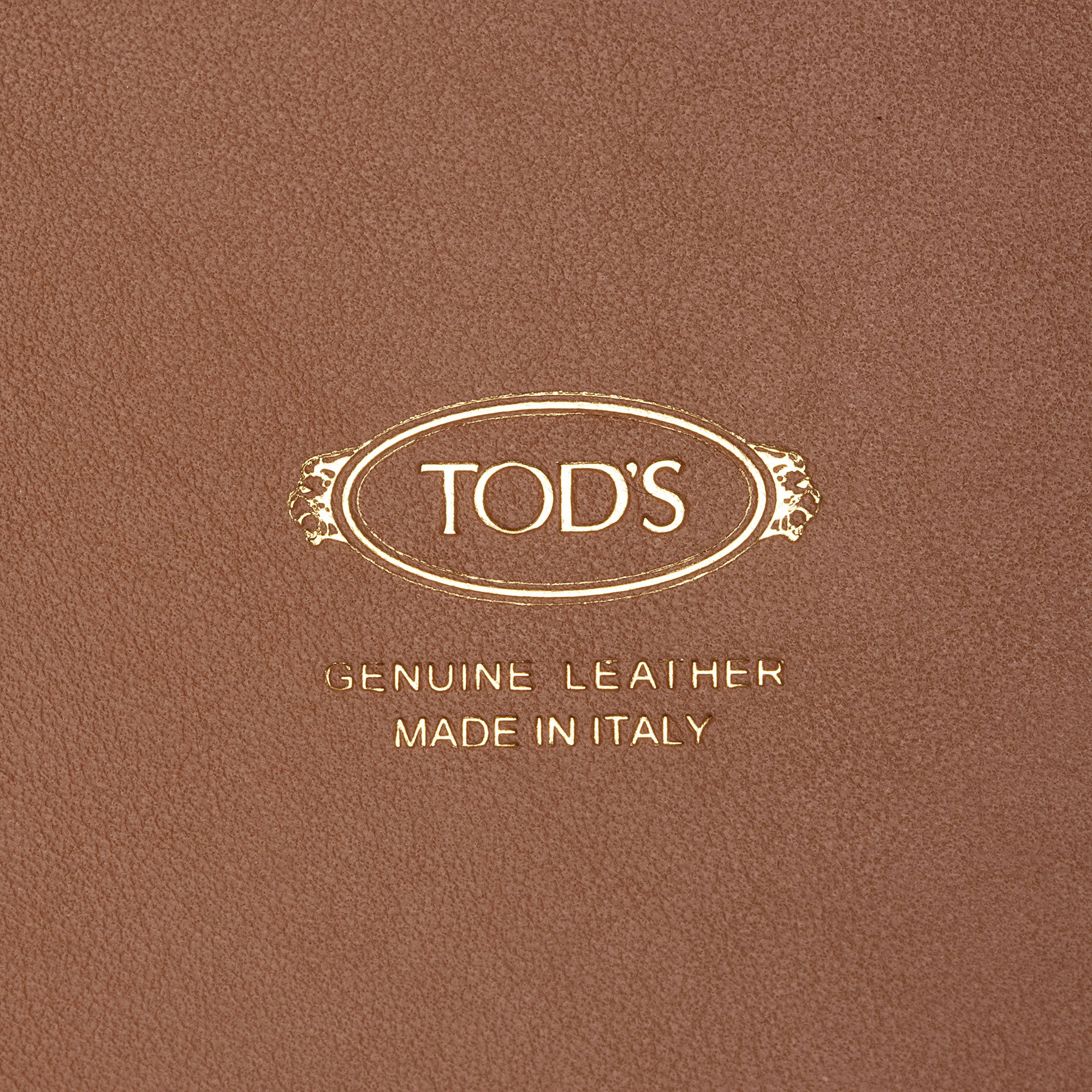 Tod's Raffia Leather Timeless T Medium Shopping Tote (SHF-z1wQMm)