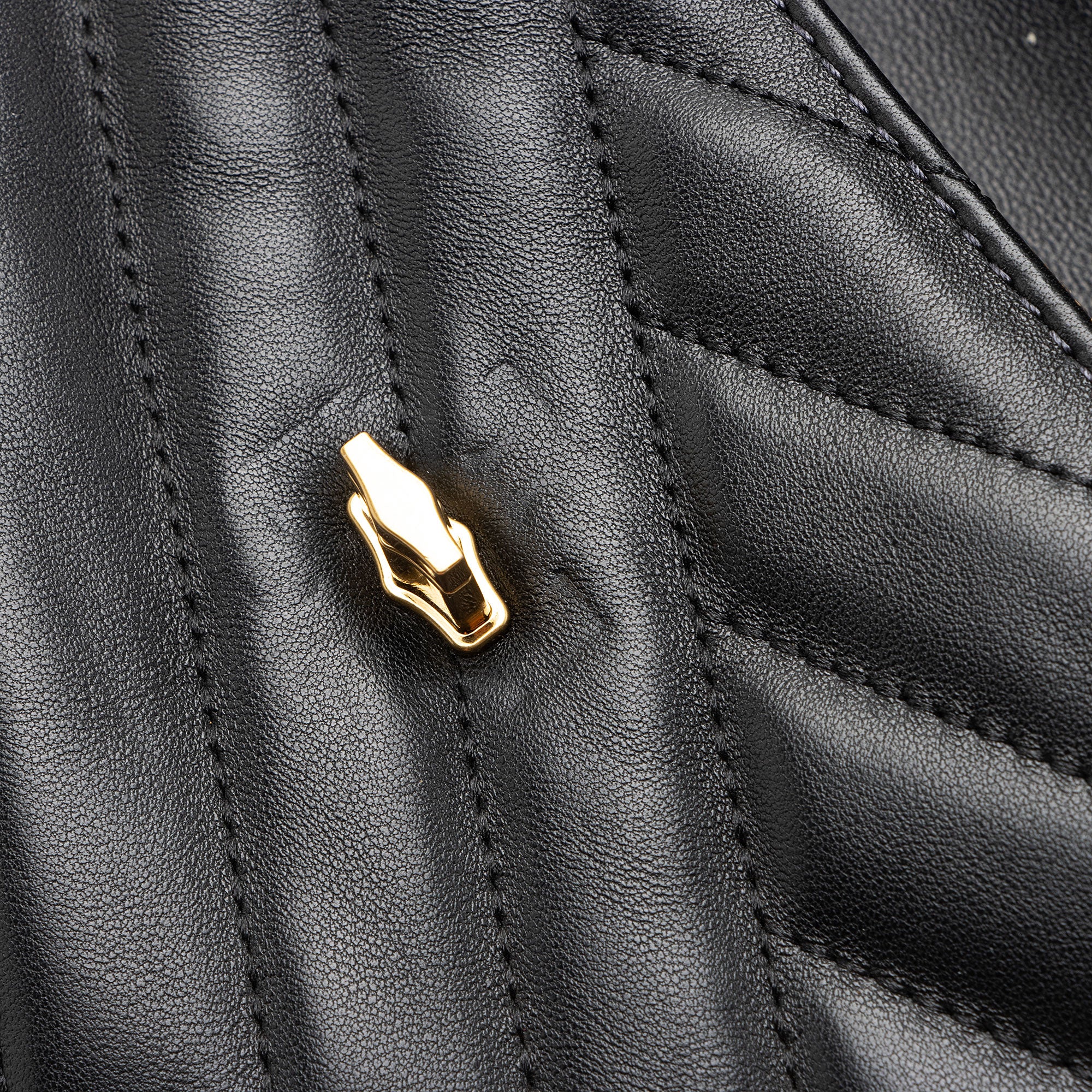 Tory Burch Chevron Leather Kira Wallet on Chain