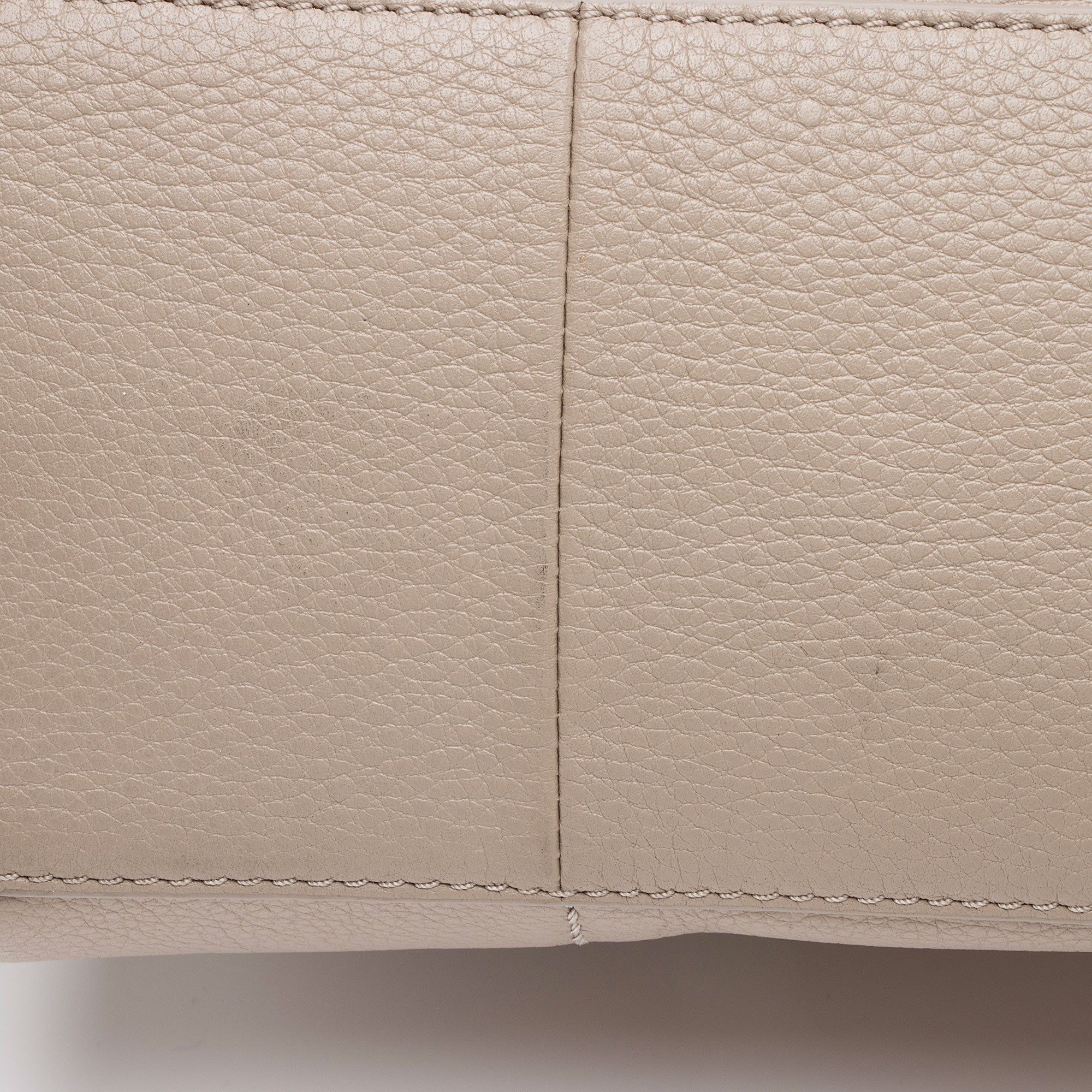 Tory Burch Leather Britten Small Slouchy Tote (SHF-3MLIBU)