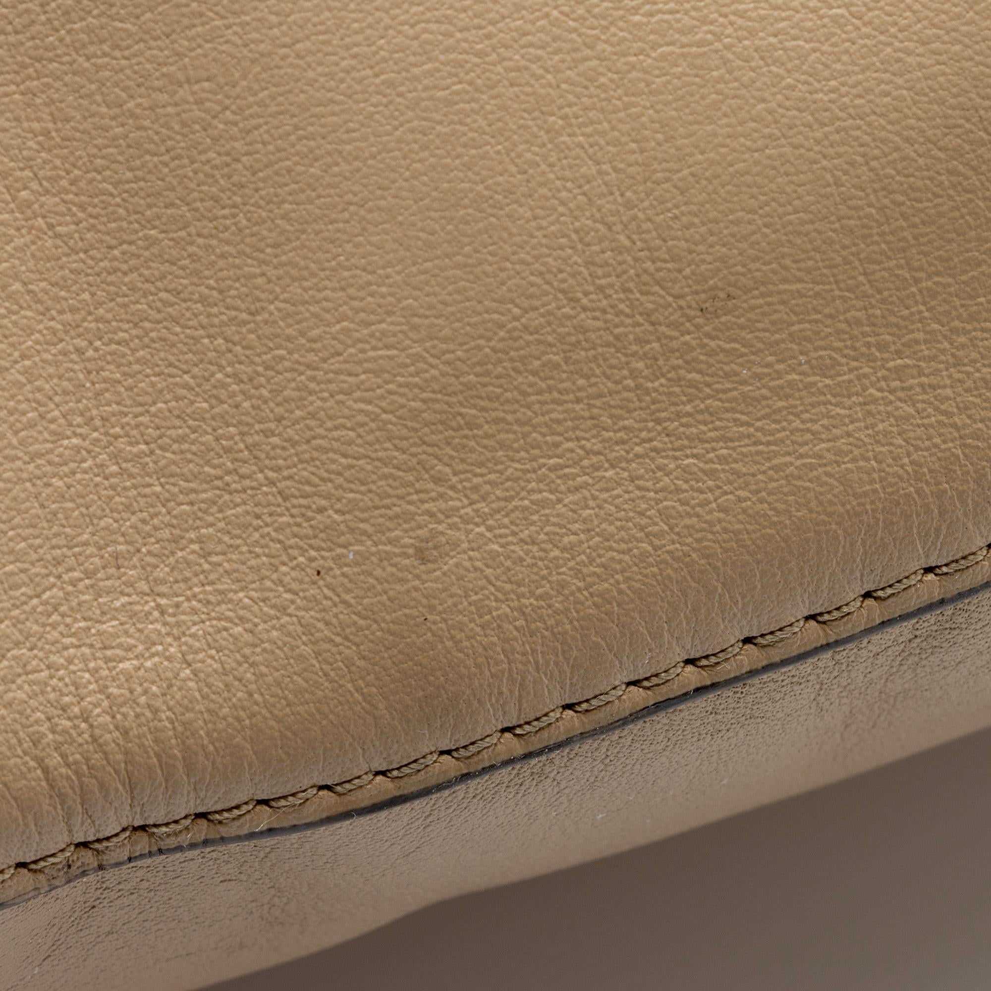 Tory Burch Leather Brooke Hobo (SHF-72GMxT)