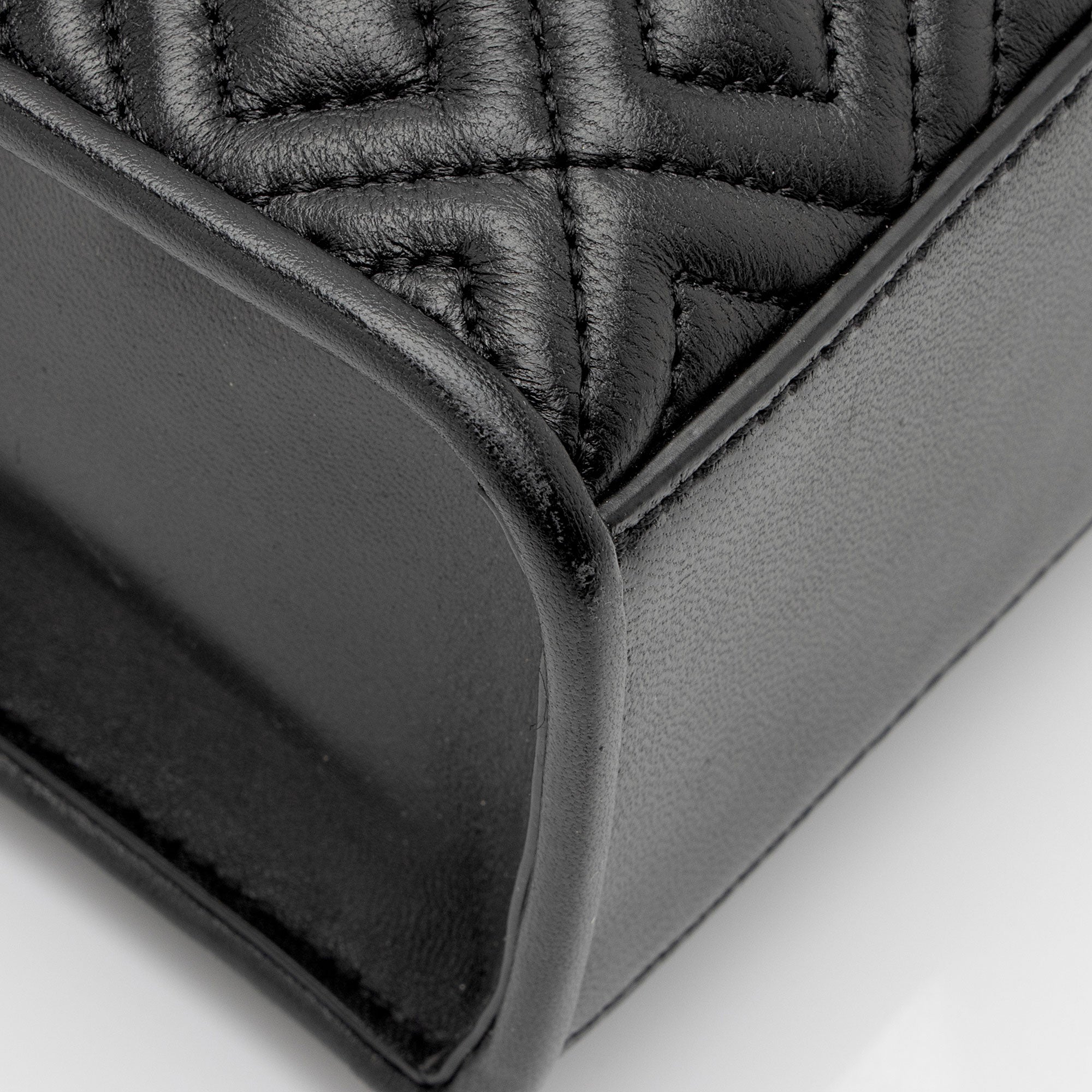 Tory Burch Leather Fleming Convertible Shoulder Bag (SHF-doLek1)