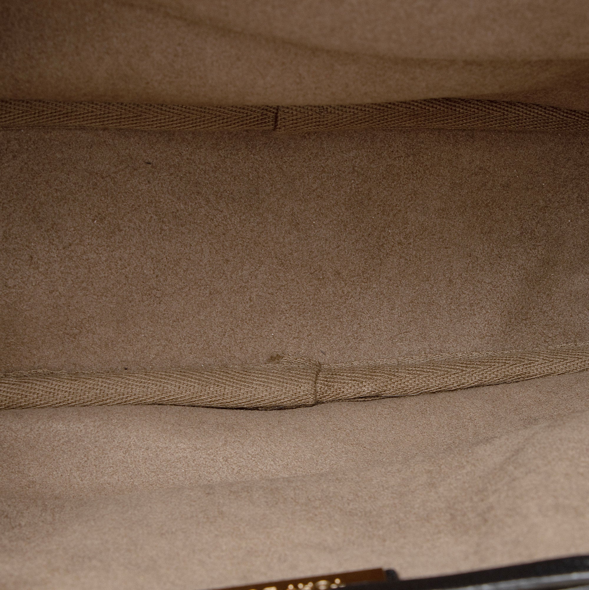 Tory Burch Leather Kira Camera Shoulder Bag (SHF-OUAxAi)