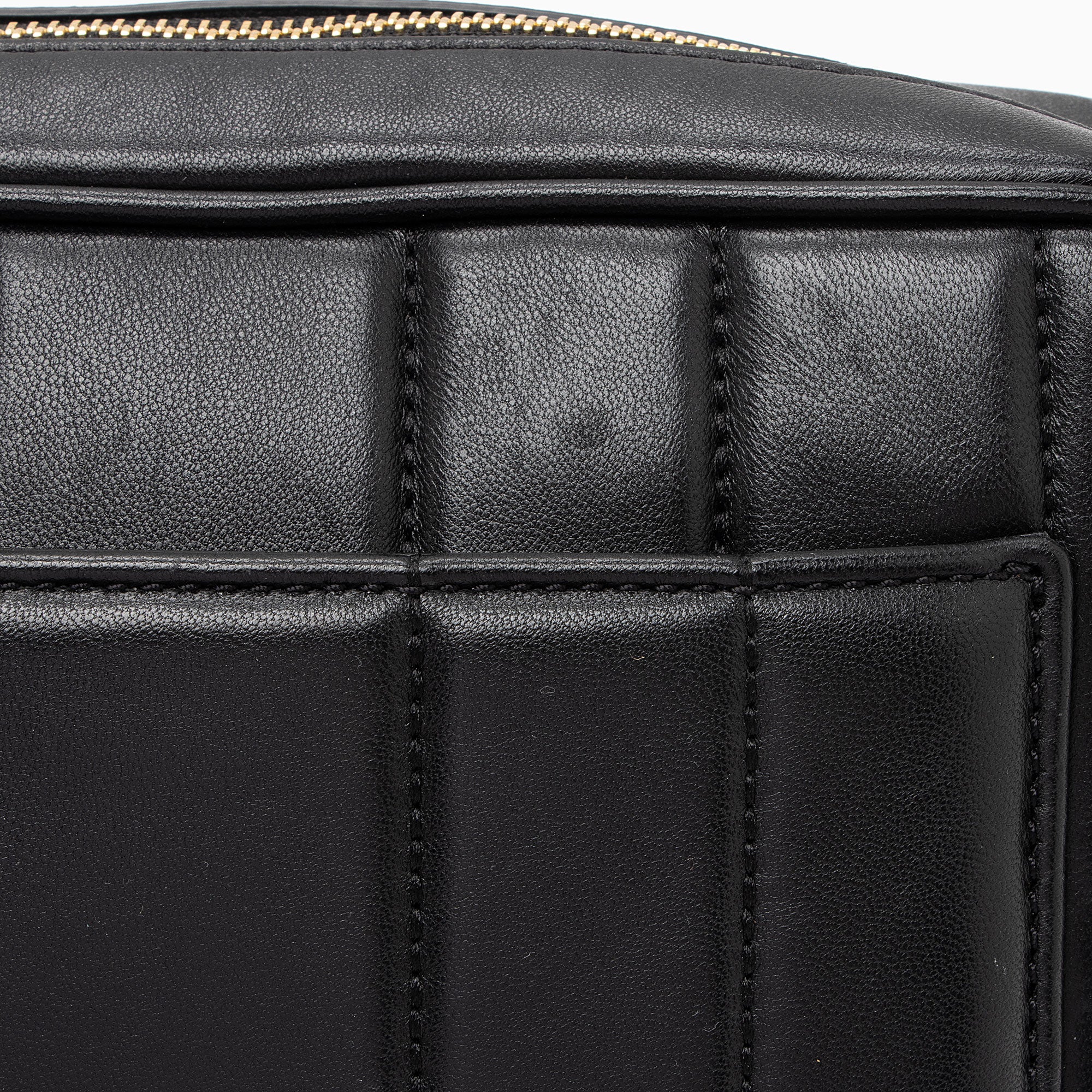 Tory Burch Leather Kira Camera Shoulder Bag (SHF-OUAxAi)