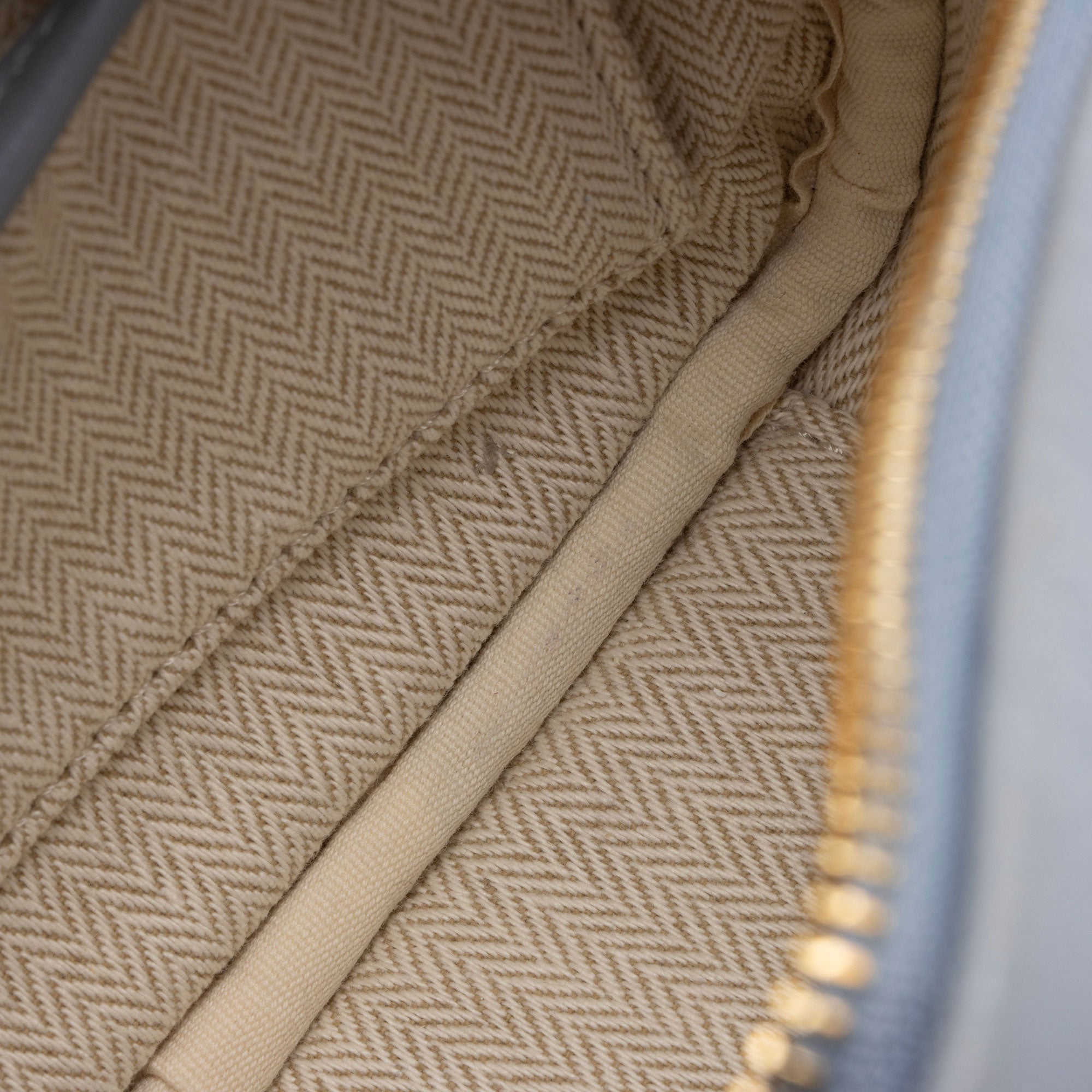 Tory Burch Leather Kira Small Camera Bag (SHF-XGKP1U)