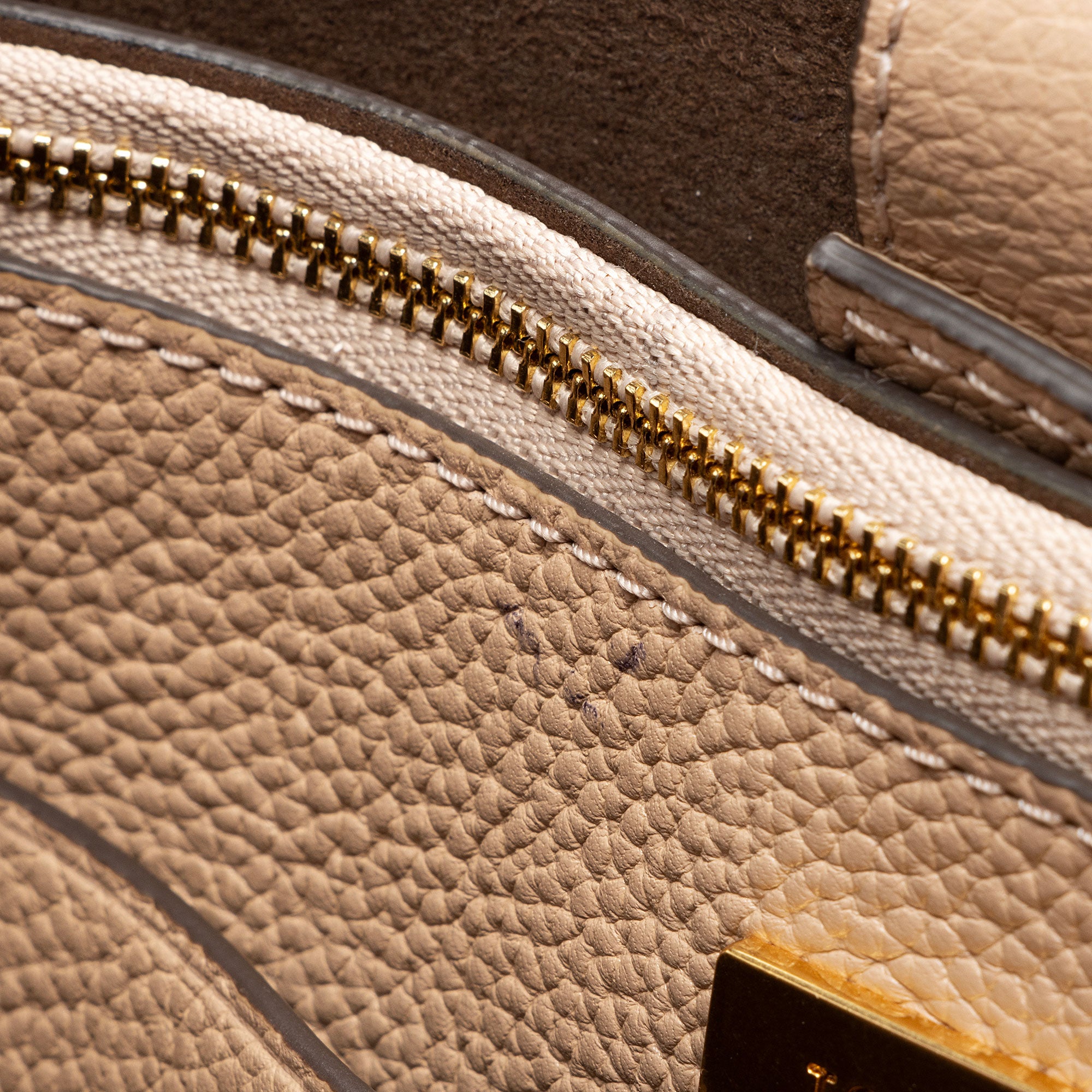 Tory Burch Leather Tote (SHF-B4lOa8)