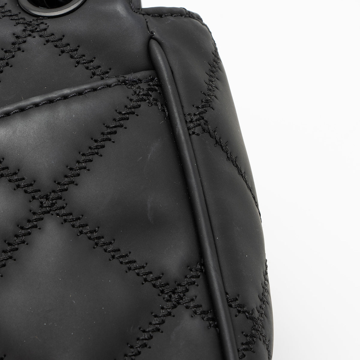 Tory Burch Matte Quilted Leather Willa Small Shoulder Bag (SHF-4PXmEU)