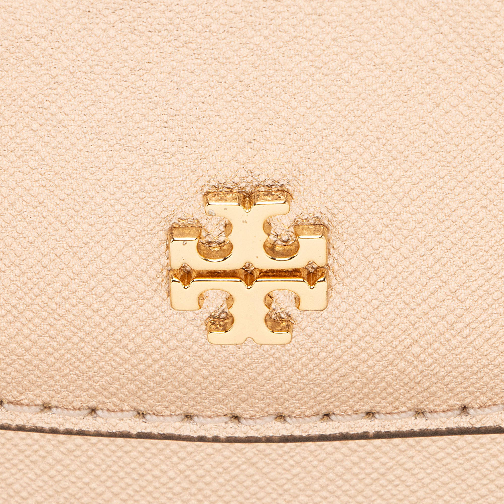 Tory Burch Metallic Saffiano Leather Robinson Shoulder Bag (SHF-di2rQw)