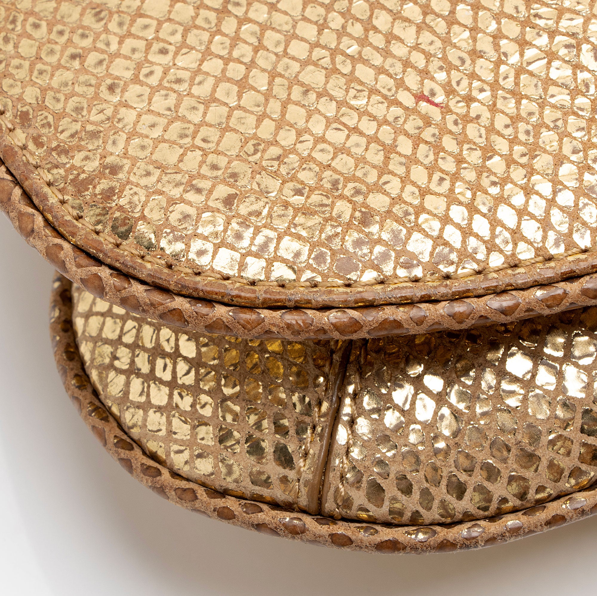 Tory Burch Metallic Embossed Snakeskin Leather Reva Clutch (SHF-q2T2di)