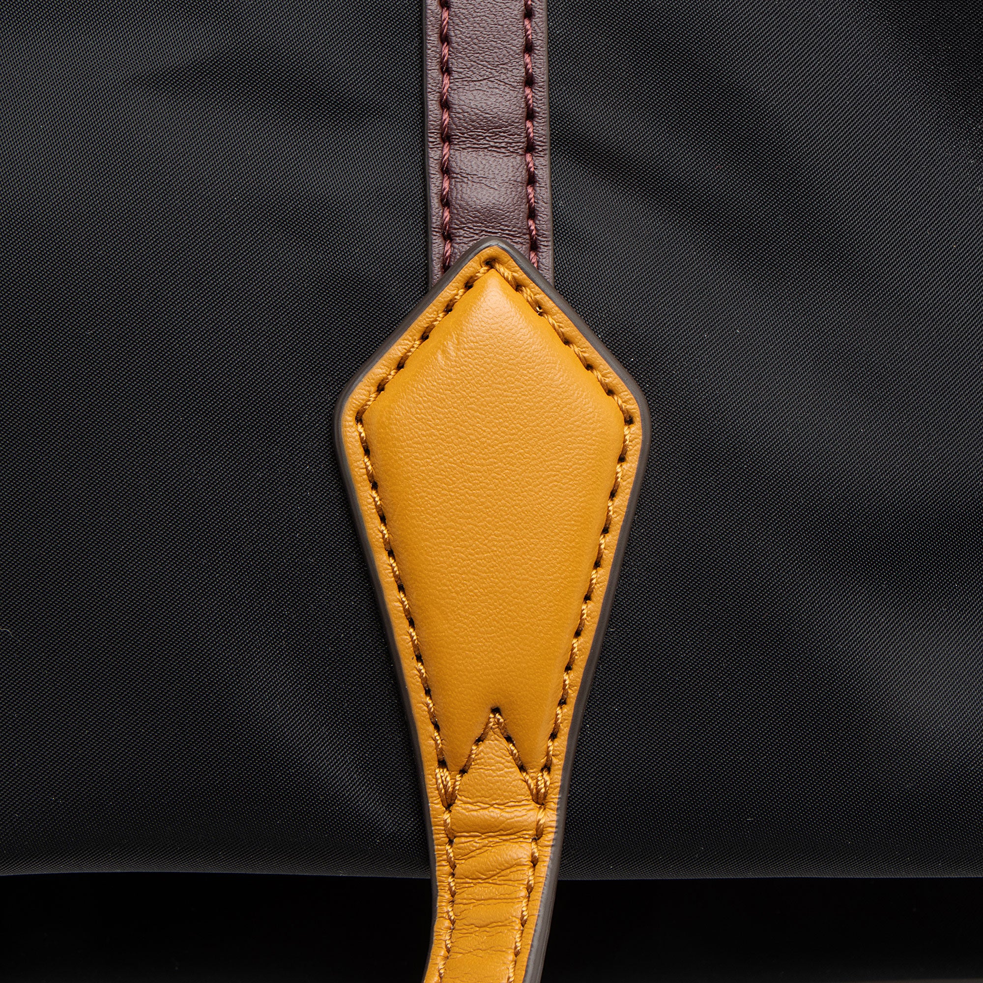Tory Burch Nylon Perry Tote (SHF-GSjDY1)
