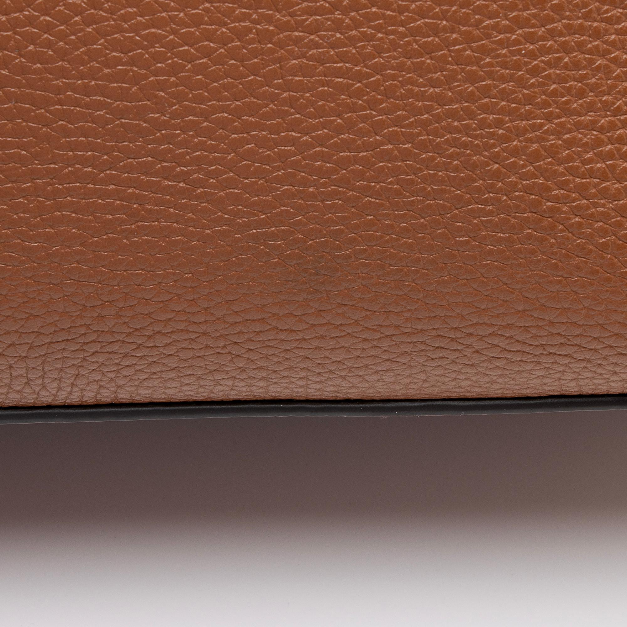 Tory Burch Pebbled Leather Thea Tassel Large Tote (SHF-XpGwbc)