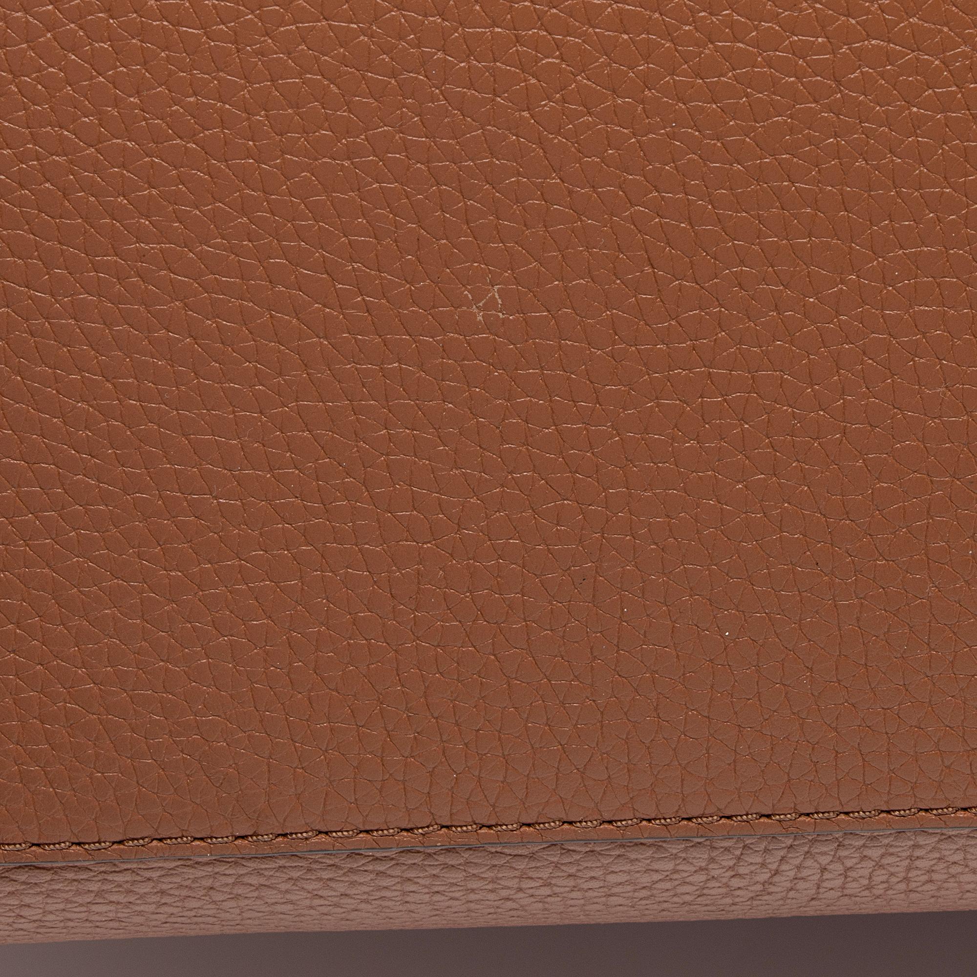 Tory Burch Pebbled Leather Thea Tassel Large Tote (SHF-XpGwbc)