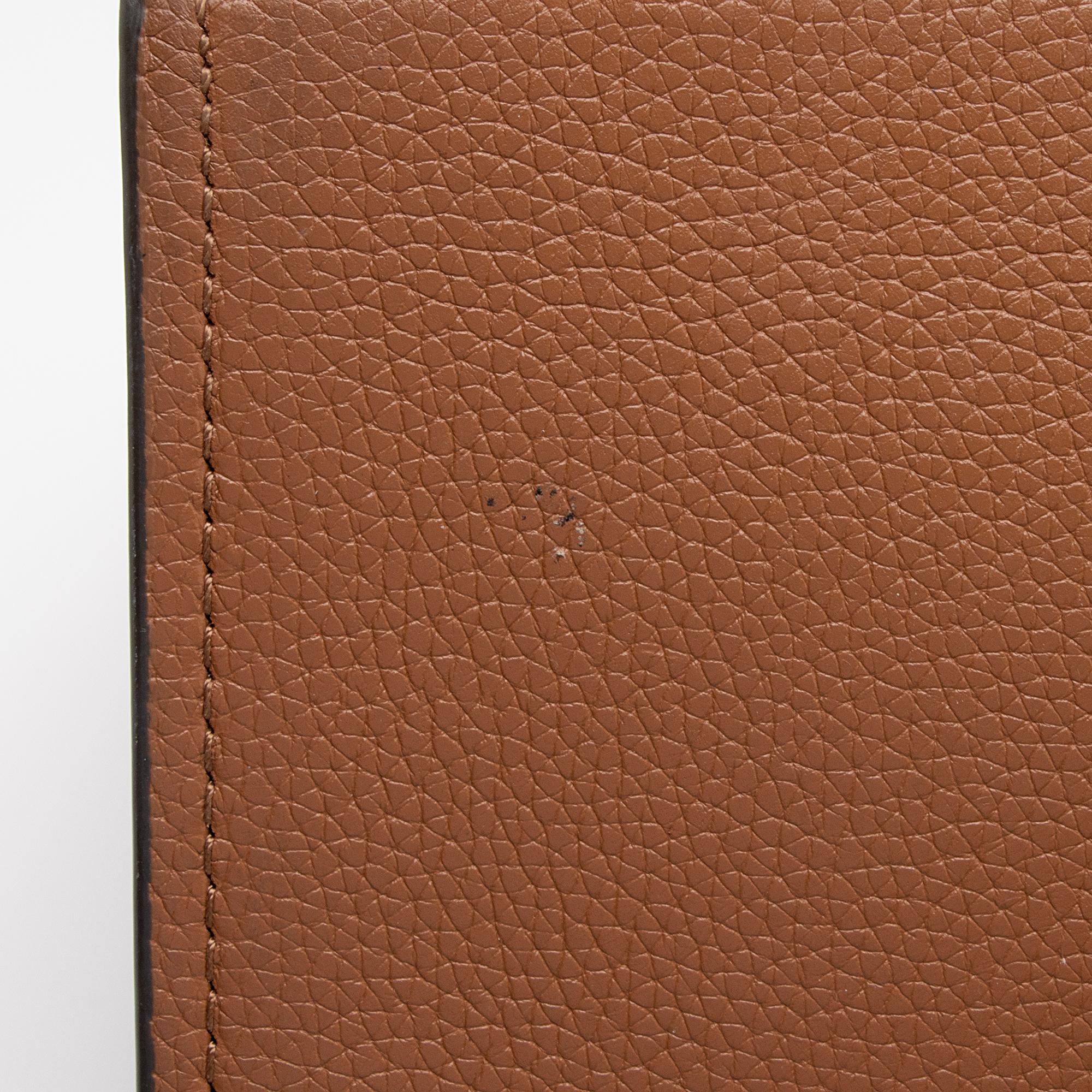 Tory Burch Pebbled Leather Thea Tassel Large Tote (SHF-XpGwbc)