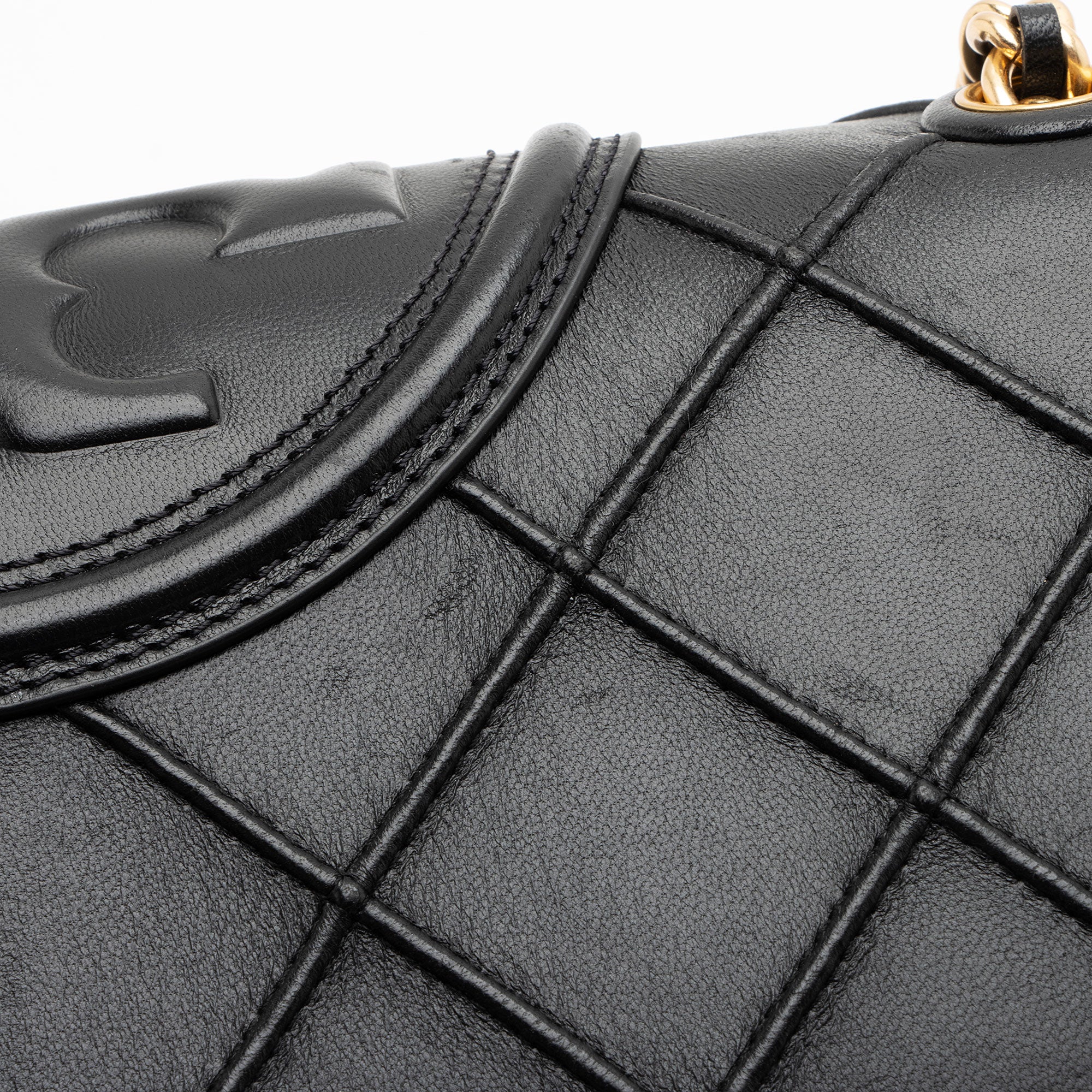 Tory Burch Quilted Leather Fleming Soft Medium Shoulder Bag