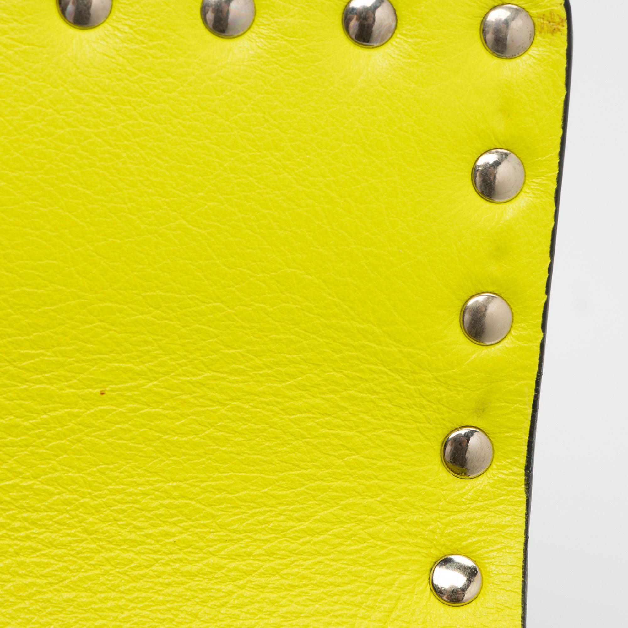 Valentino Calfskin Rockstud Bracelet Clutch (SHF-bBMezp)