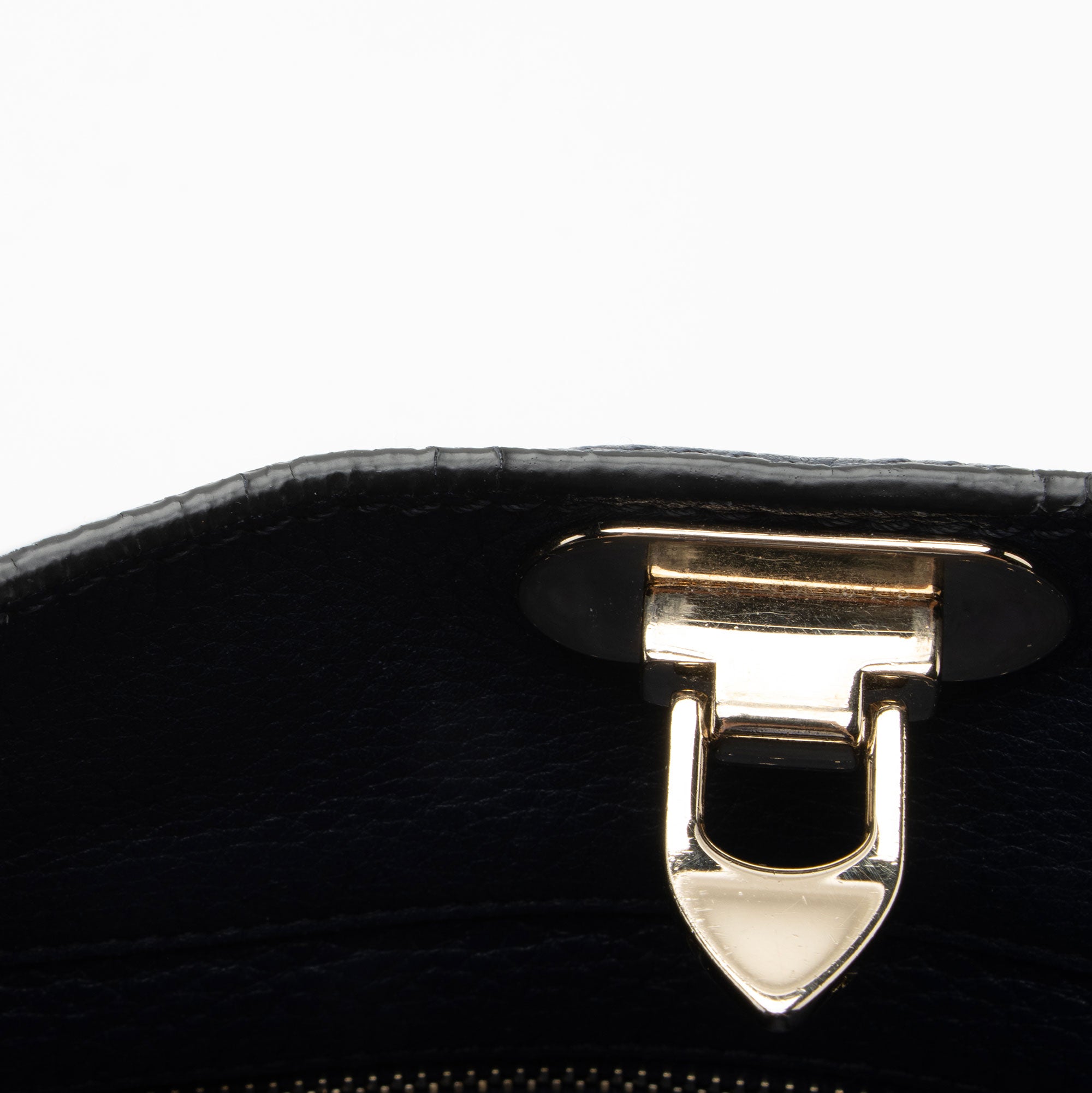 Valentino Calfskin Rockstud Small Messenger Bag (SHF-pObWhv)