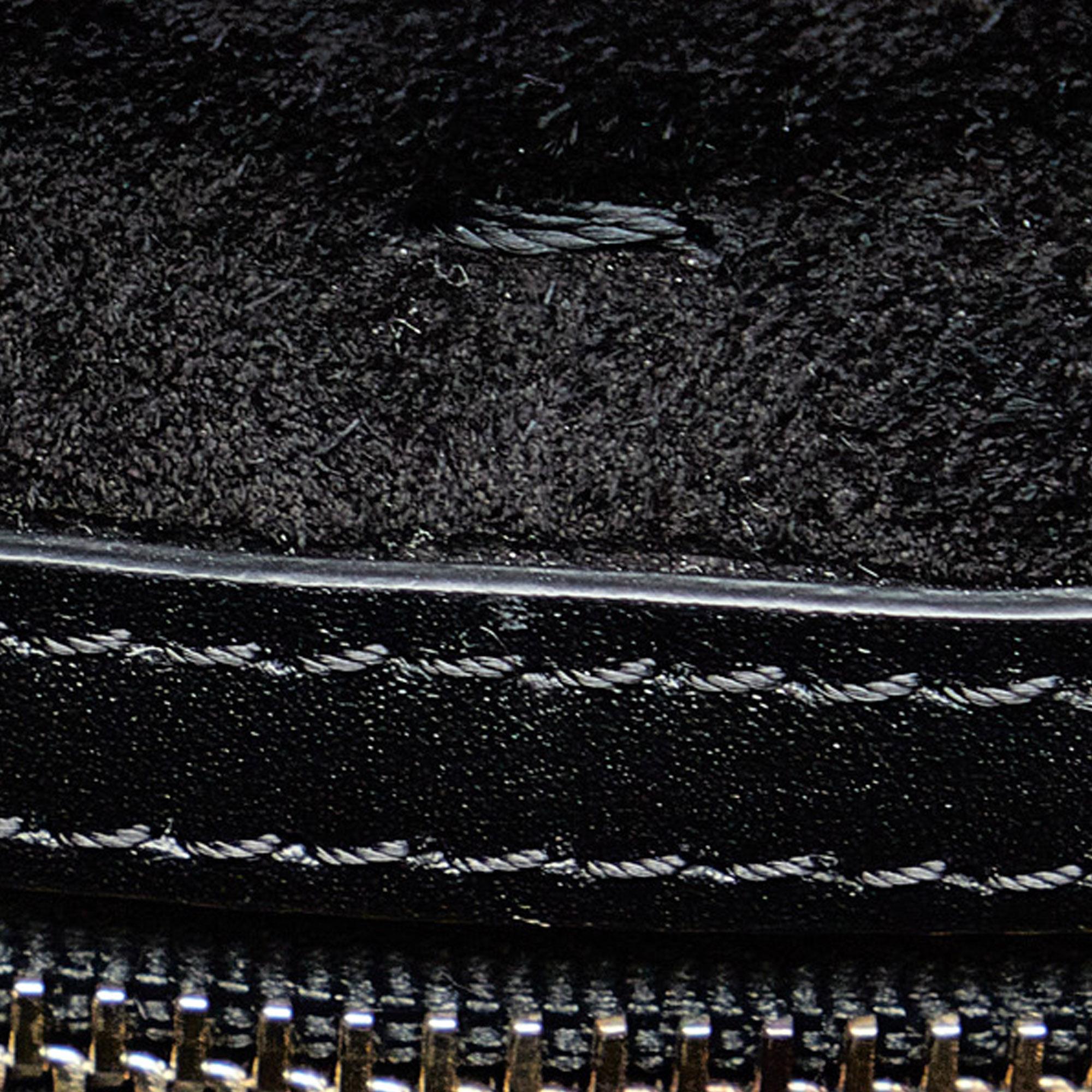 Valentino Demilune Rockstud Satchel (SHG-YVg0fW)