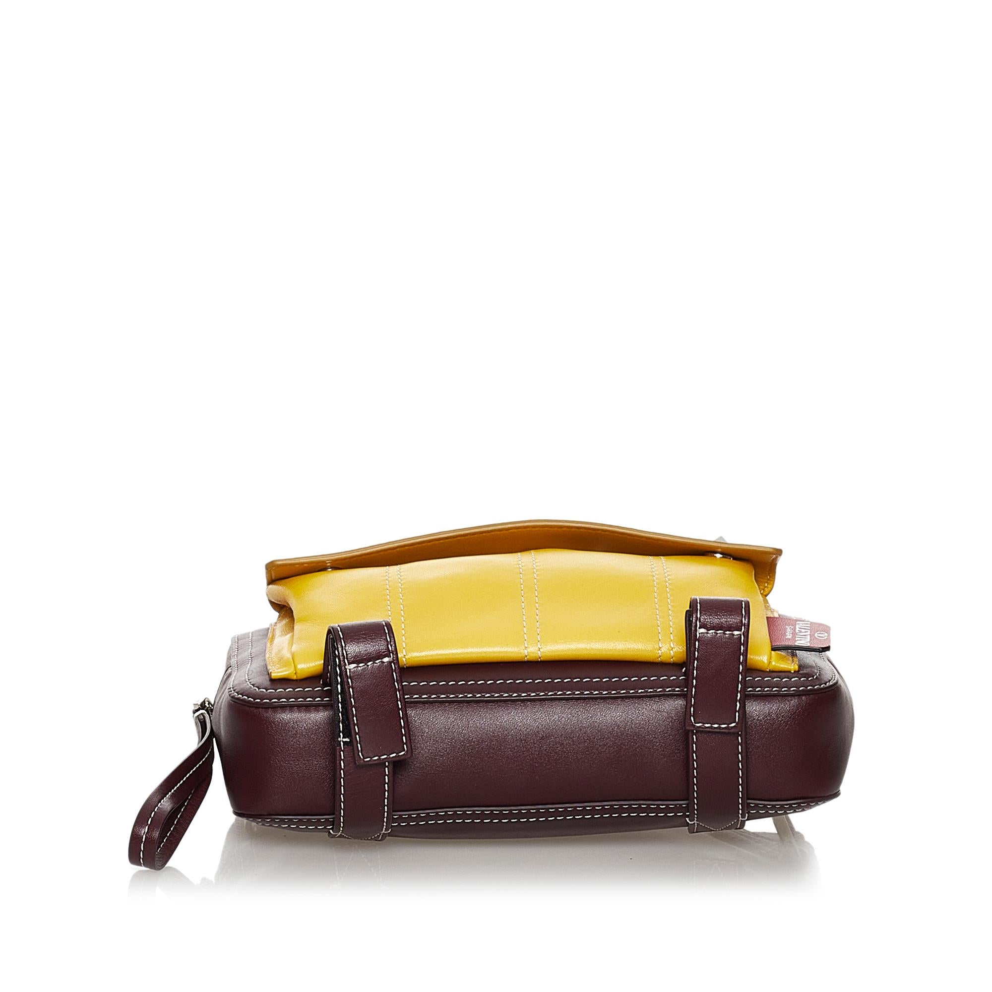 Valentino Leather Crossbody Bag (SHG-C03kCj)