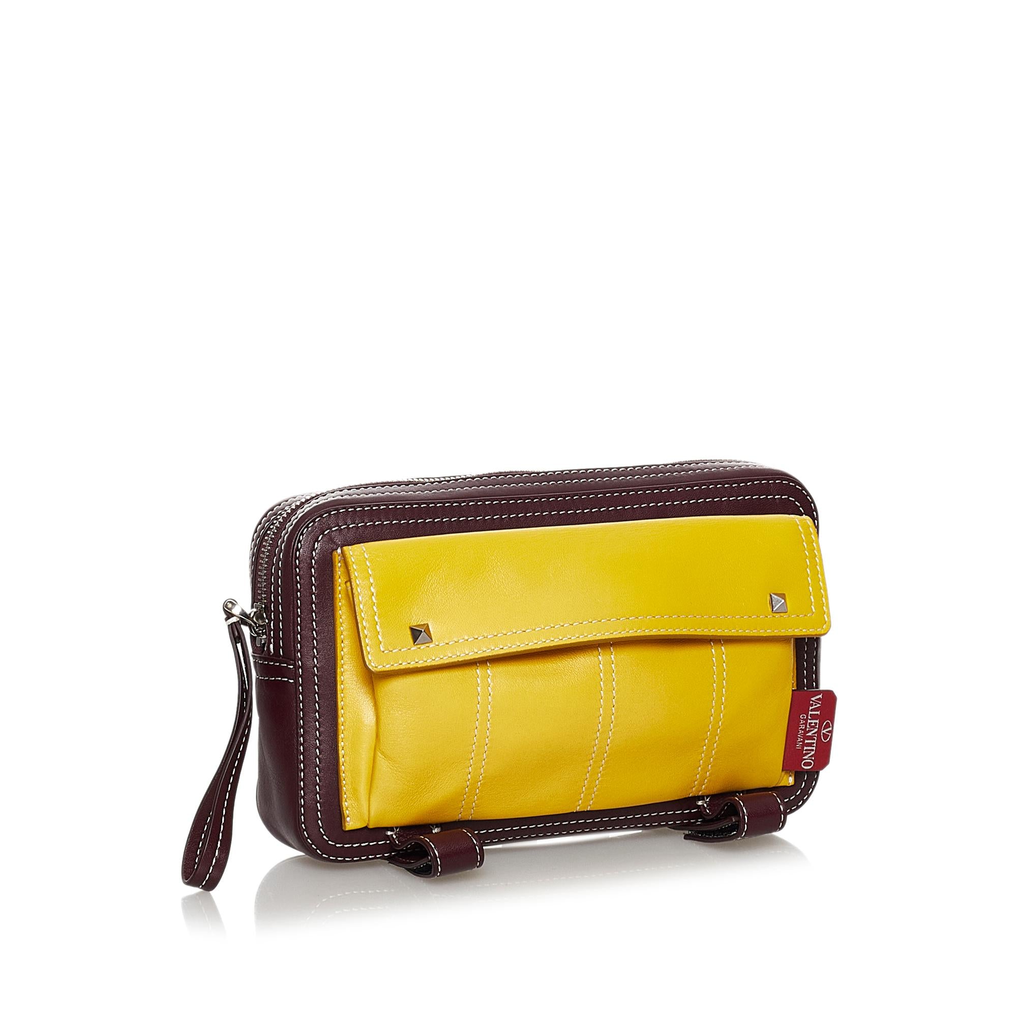 Valentino Leather Crossbody Bag (SHG-C03kCj)