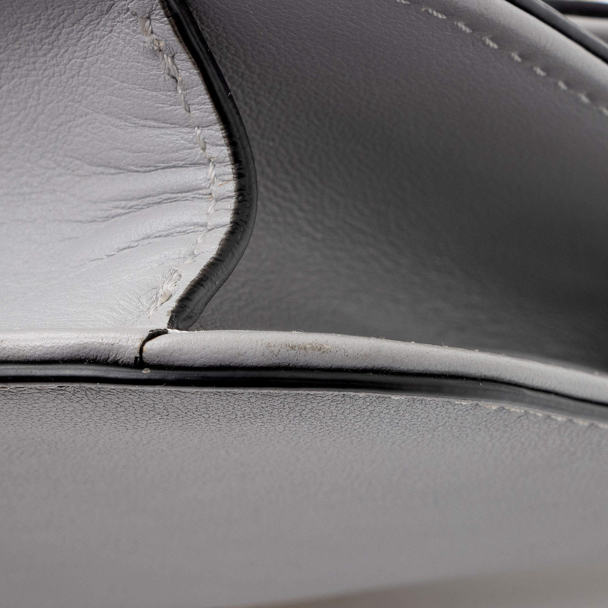 Valentino Calfskin Glam Lock Small Shoulder Bag (SHF-7ggMwP)