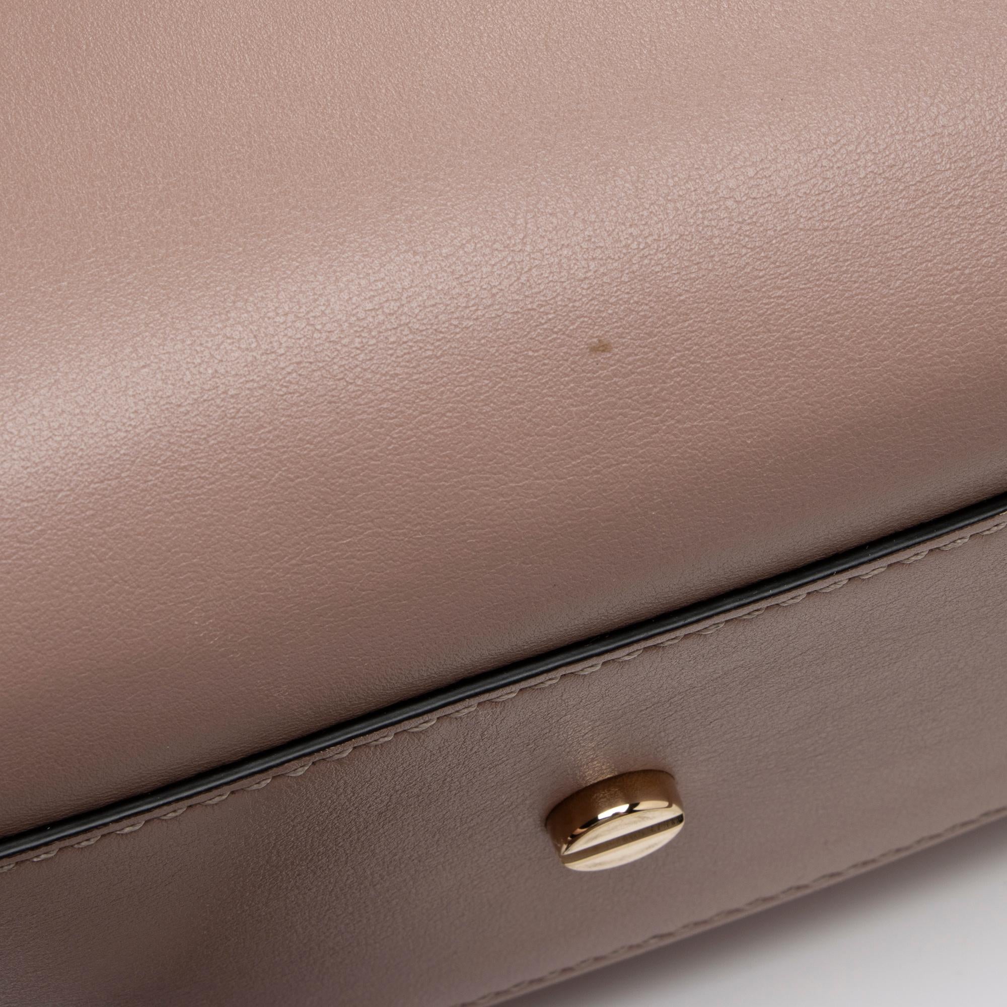 Valentino Leather Rockstud Convertible Shoulder Bag (SHF-TAm8sS)