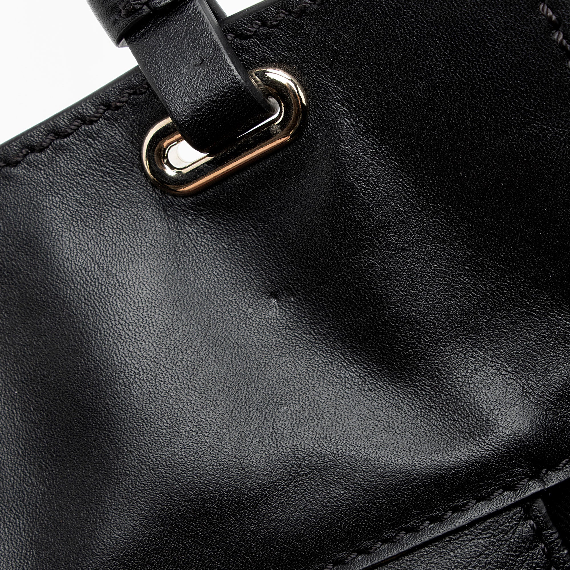 Valentino Leather Rockstud Small Tote (SHF-oEYL8h)