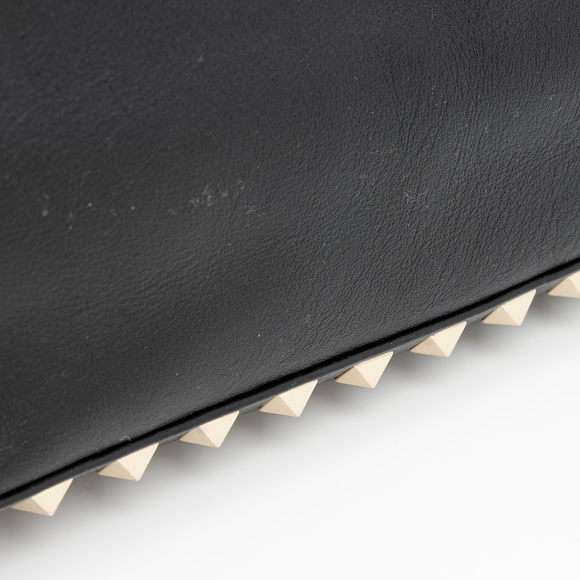 Valentino Leather Rockstud Small Tote (SHF-oEYL8h)