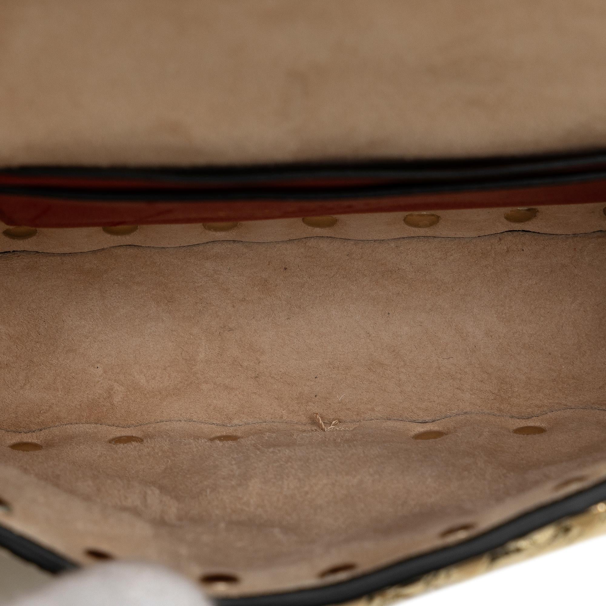 Valentino Mini Rockstud Spike Belt Bag (SHG-q5OFrW)