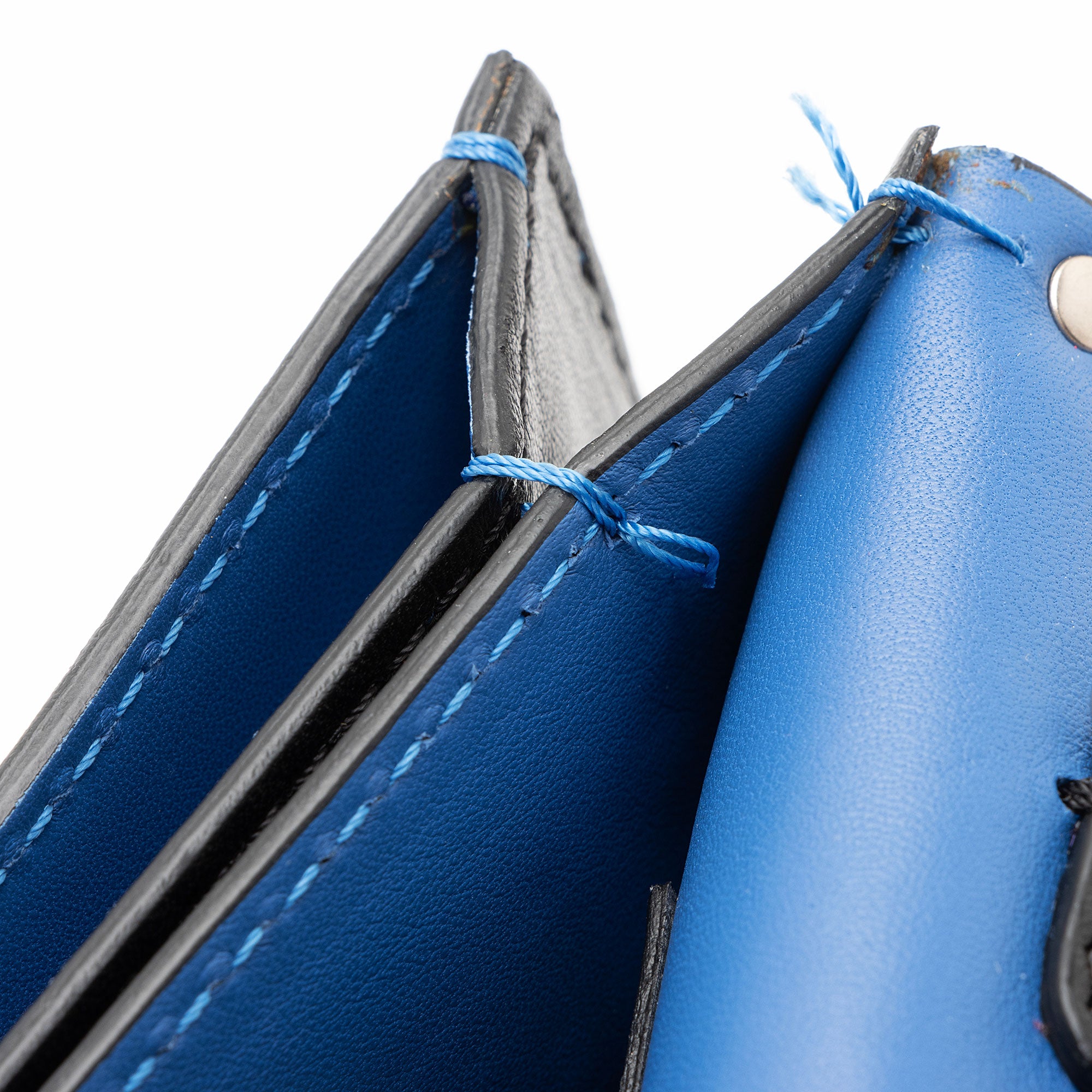 Valentino Nappa Leather Rockstud Clutch (SHF-OZj4Np)
